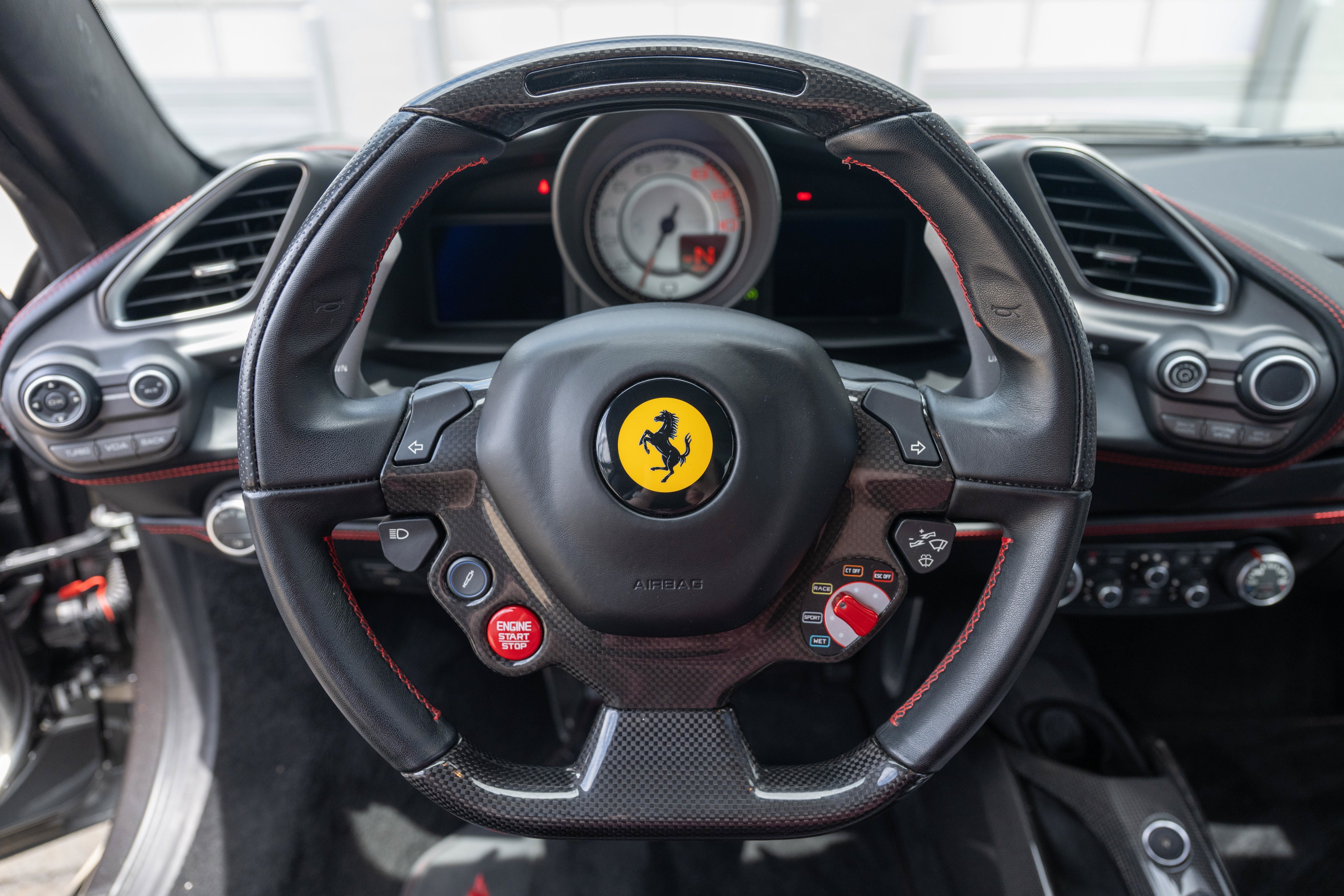 Certified Used 2017 Grigio Silverstone Ferrari  image 33