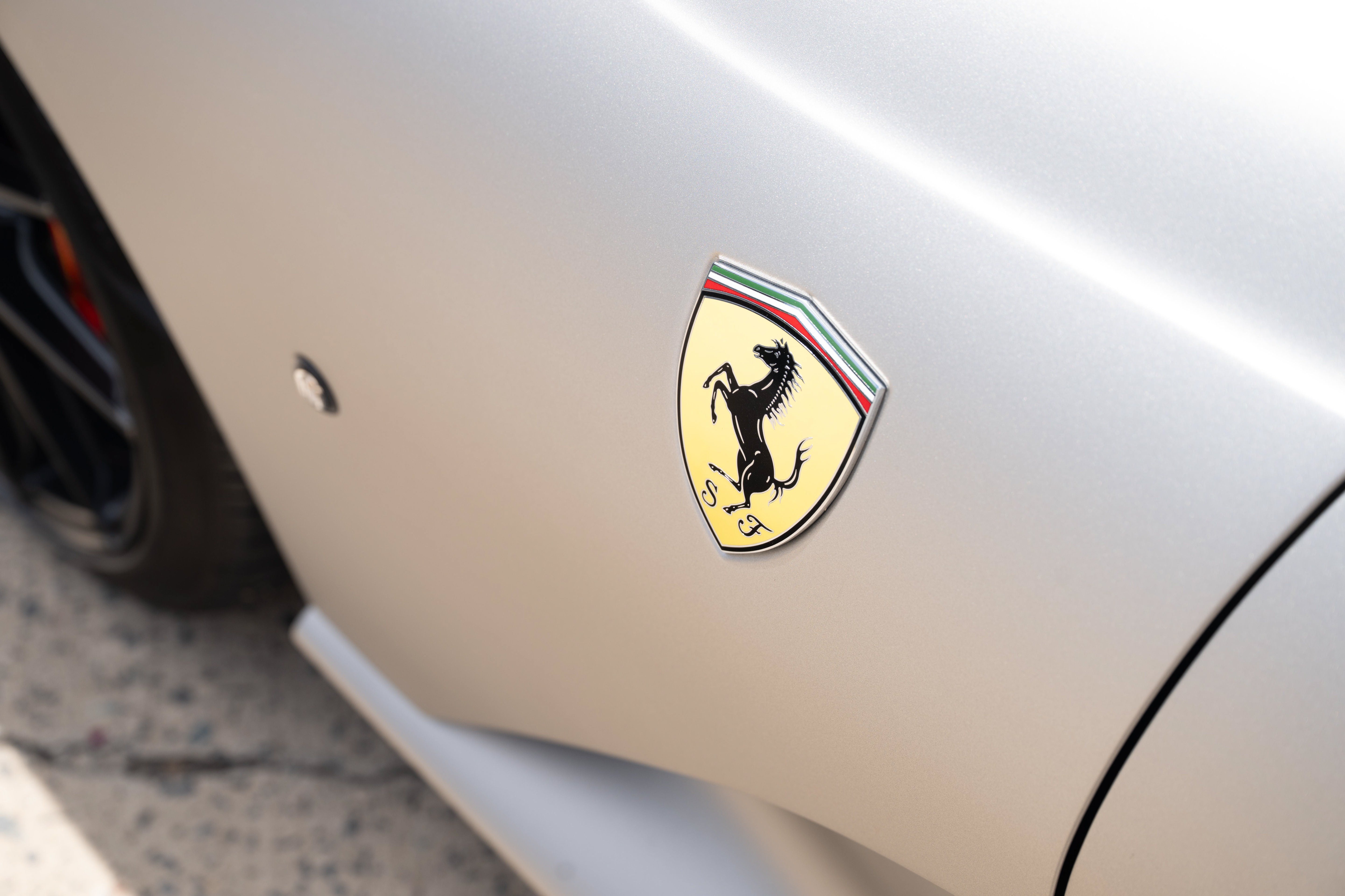 Certified Used 2022 Alluminio Opaco Ferrari Base image 14