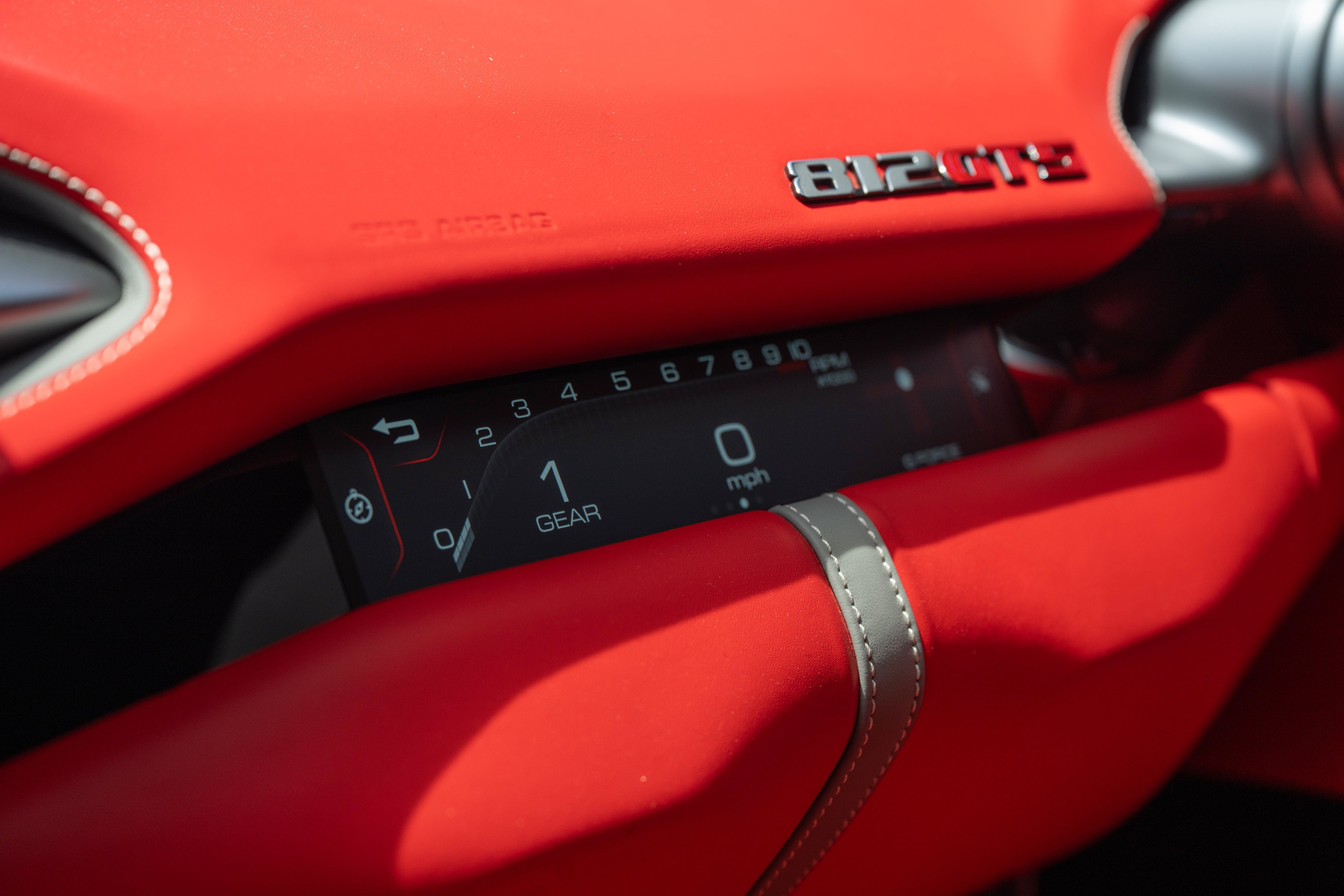 Certified Used 2022 Alluminio Opaco Ferrari Base image 46