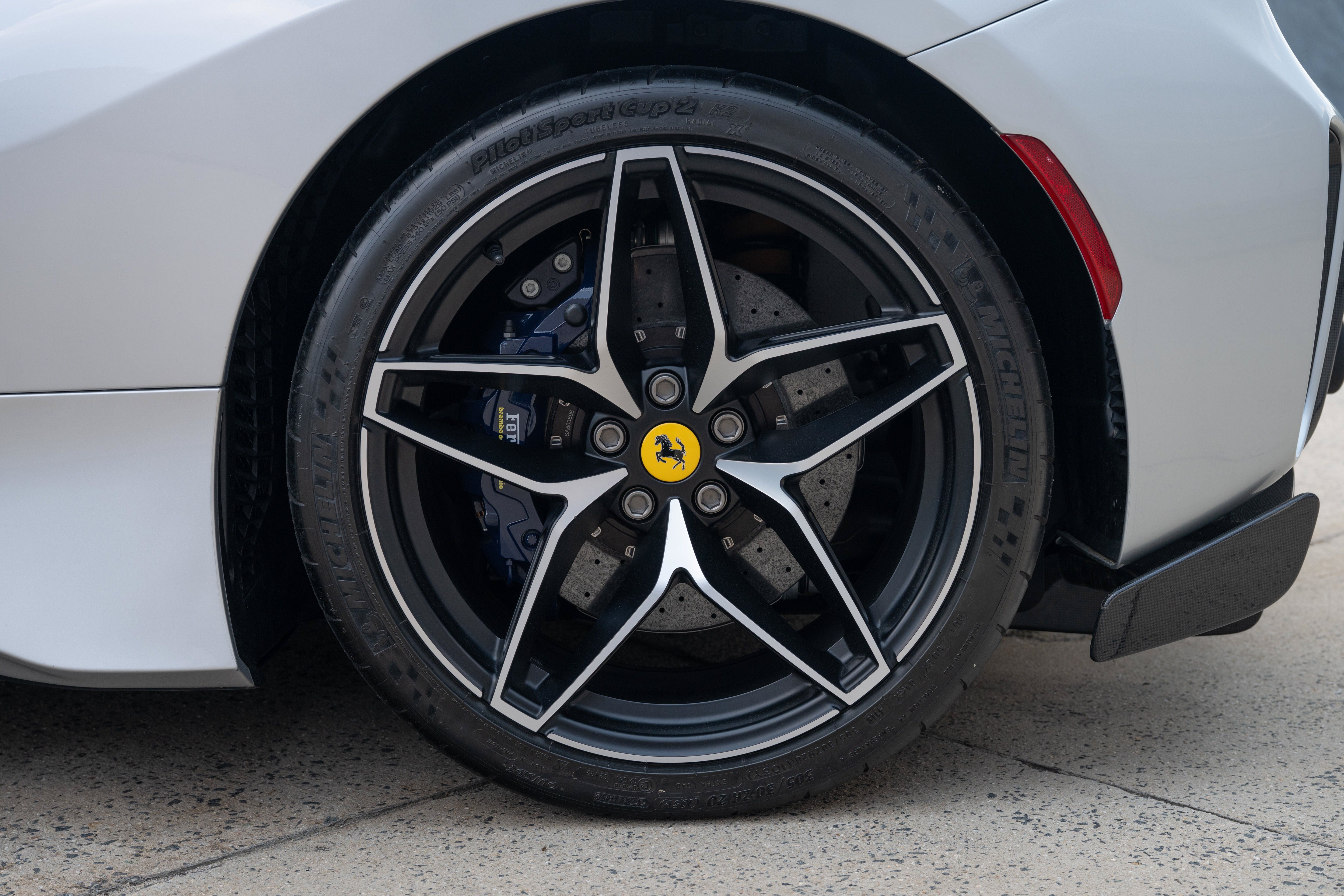 Certified Used 2020 Argento Nurburgring Ferrari Base image 21