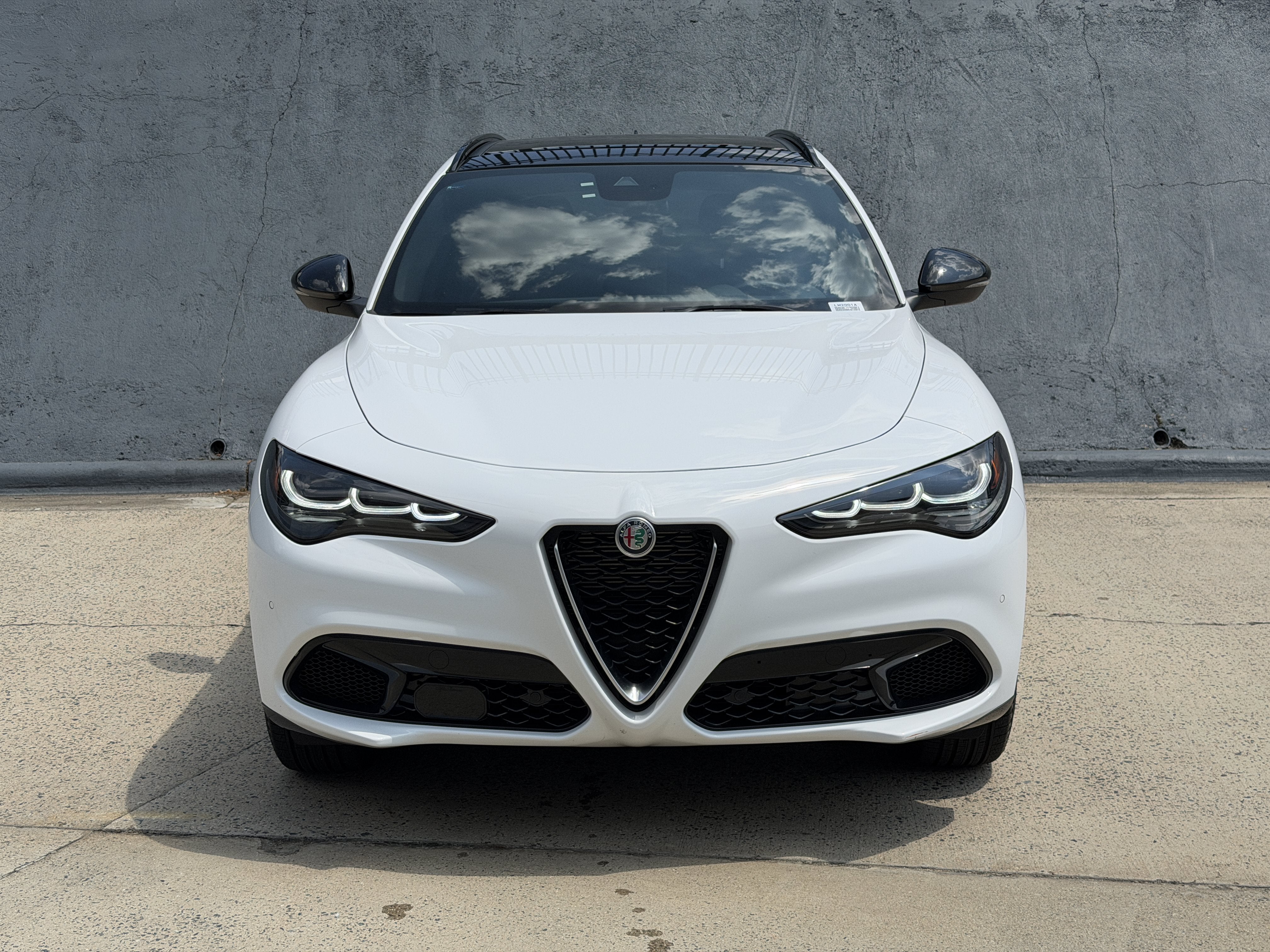 Used 2024 Alfa White Alfa Romeo Ti image 5