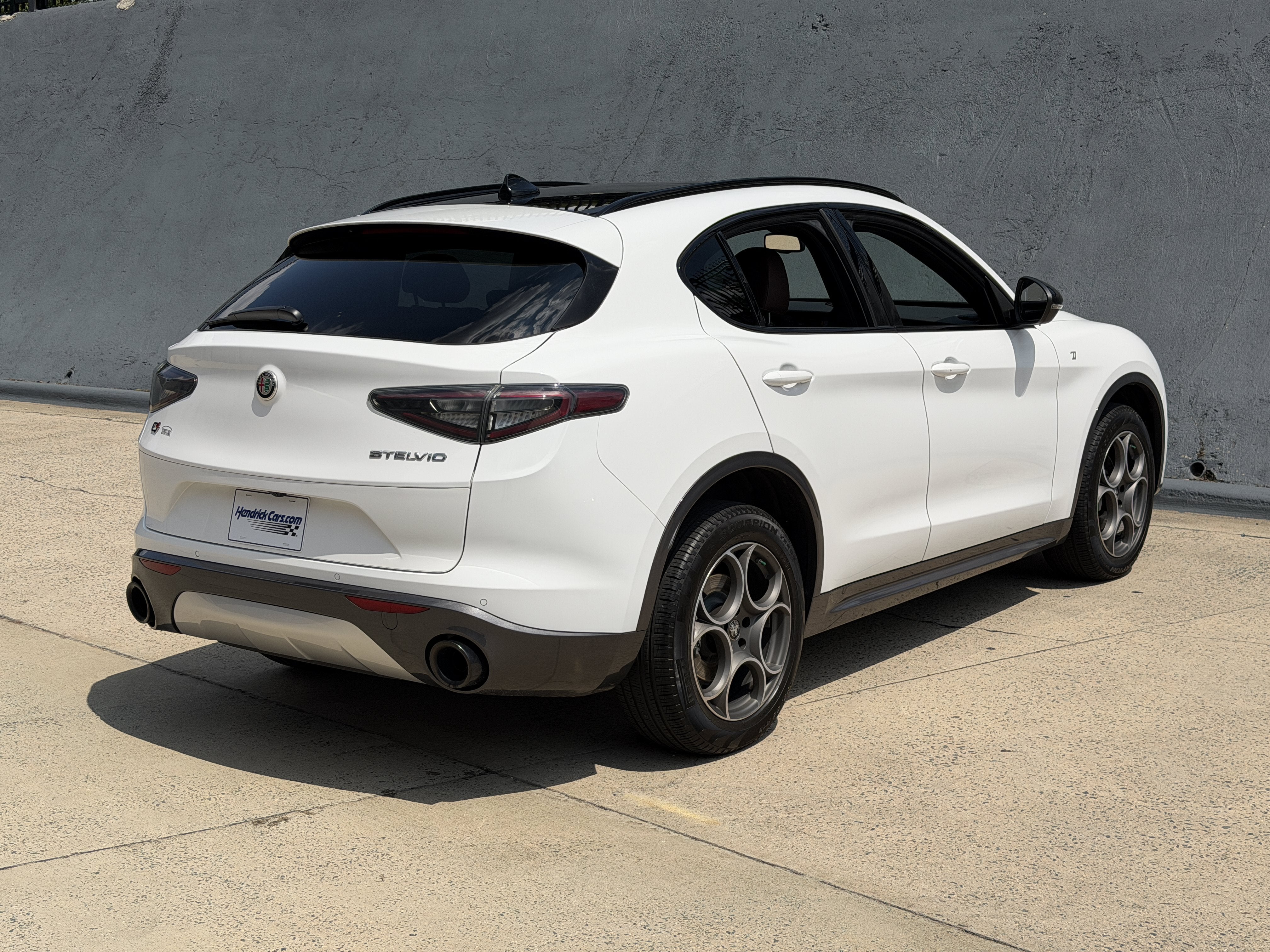 Used 2024 Alfa White Alfa Romeo Ti image 7