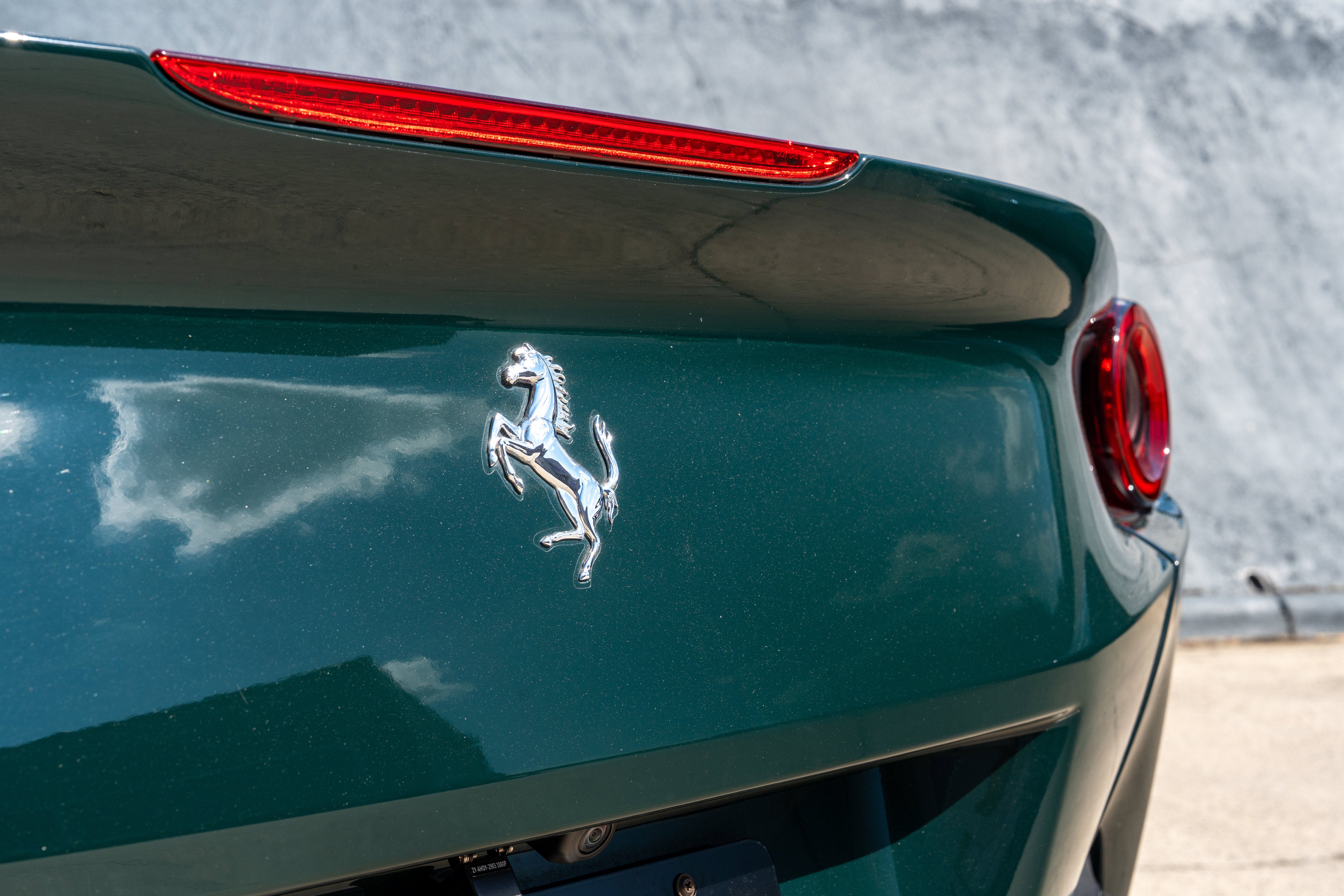 Certified Used 2019 Verde British Ferrari  image 16