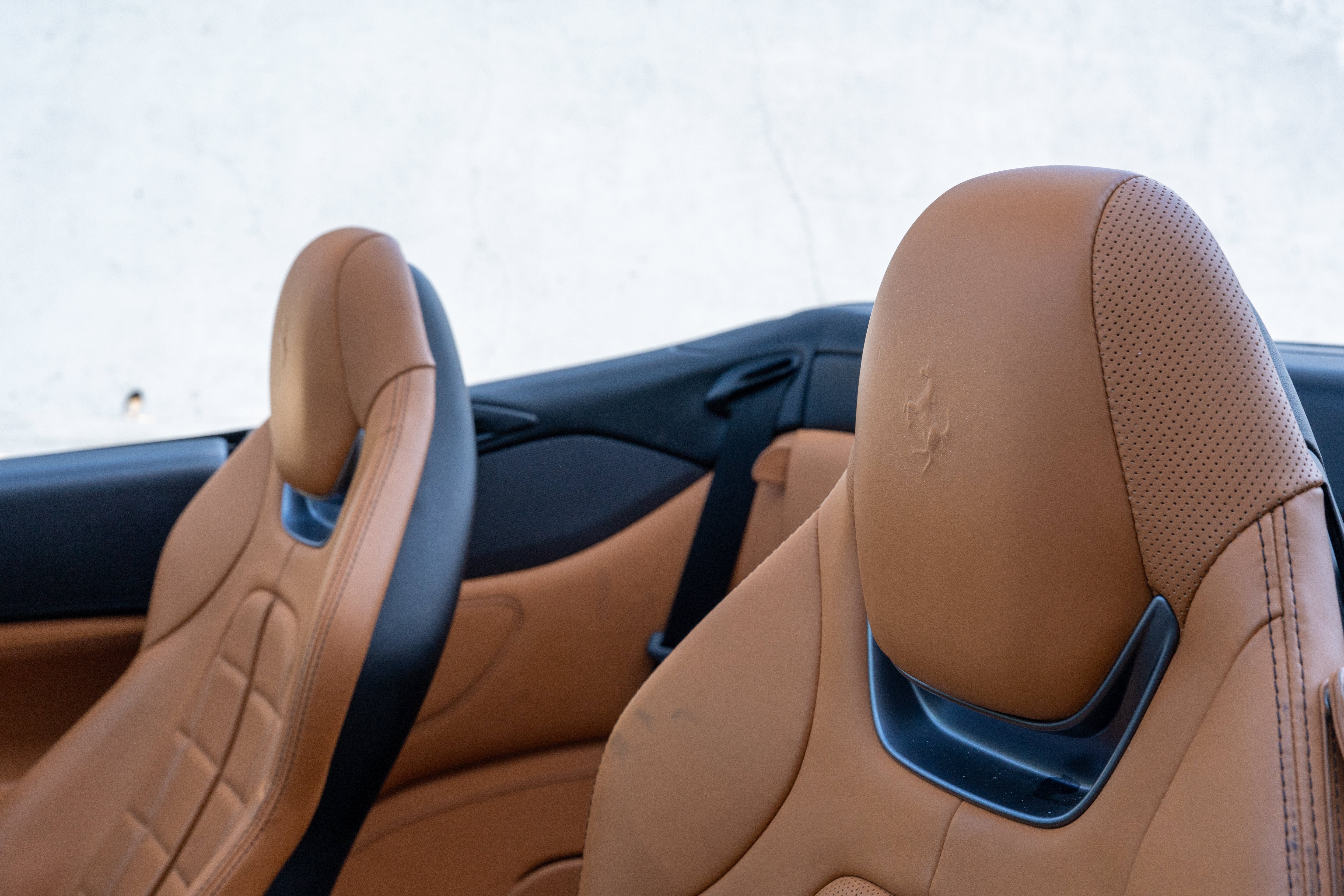Certified Used 2019 Verde British Ferrari  image 32