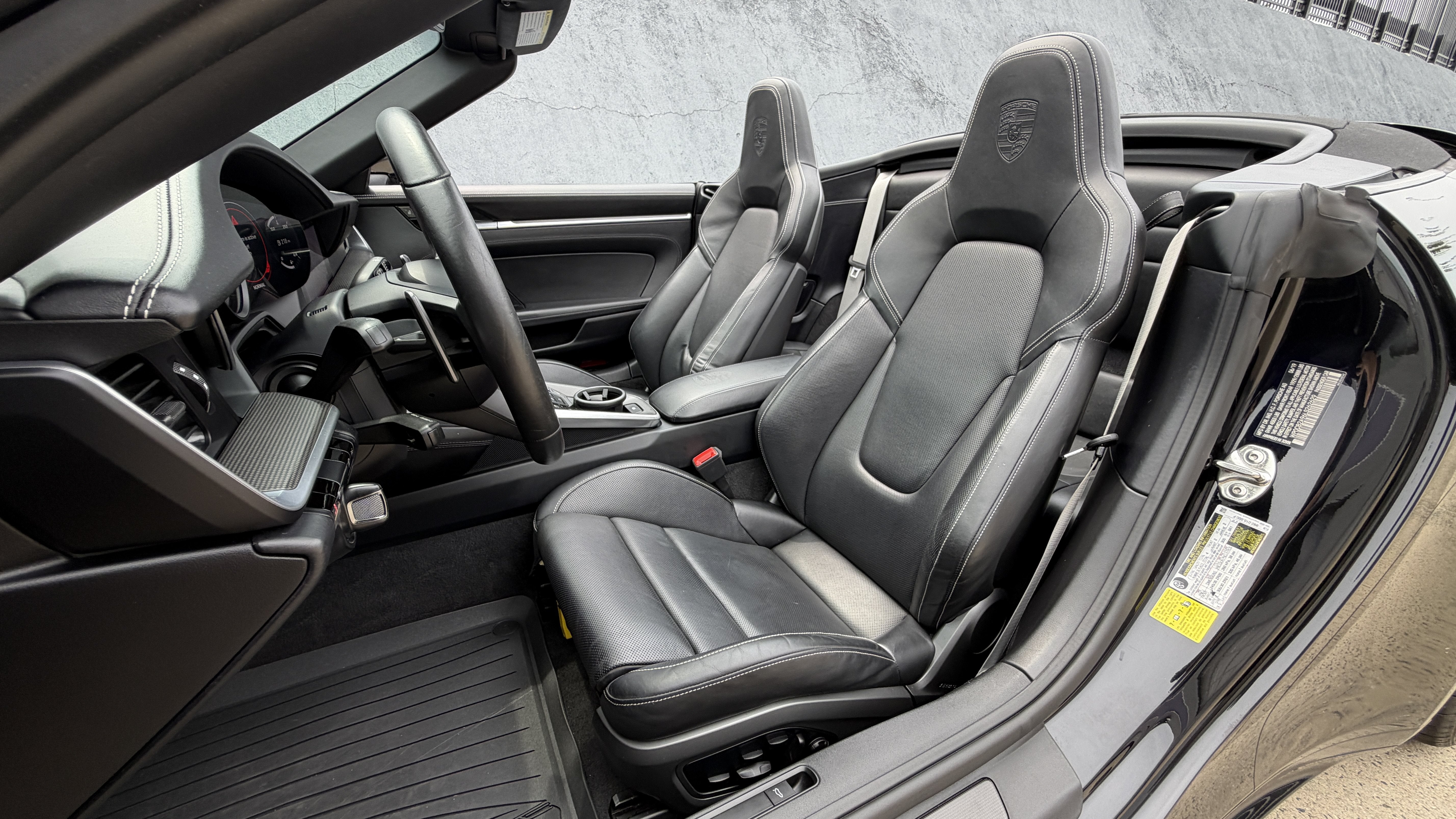 Used 2020 Black Porsche Carrera 4S Cabriolet image 16