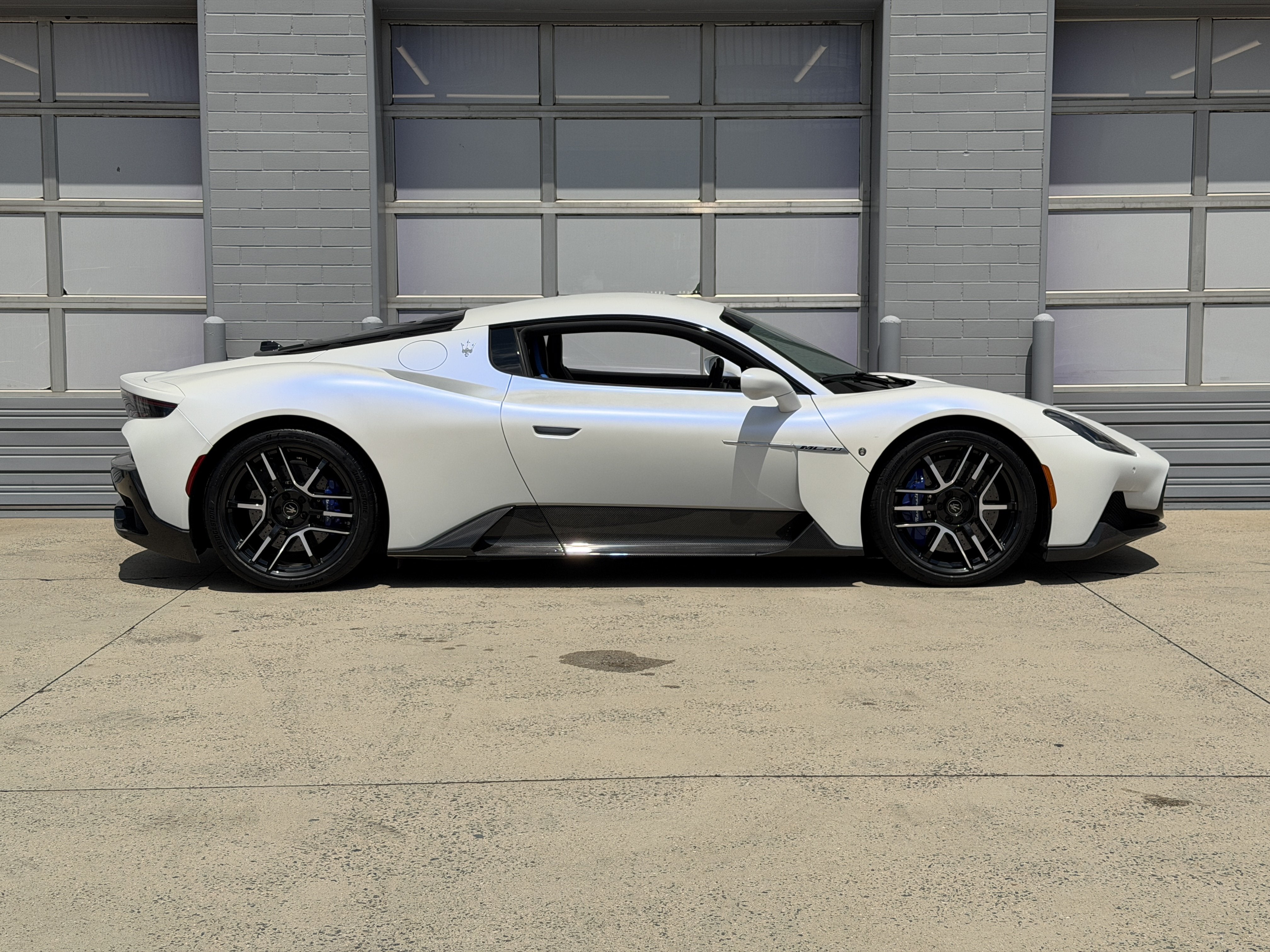 Used 2022 Bianco Audace Maserati  image 2