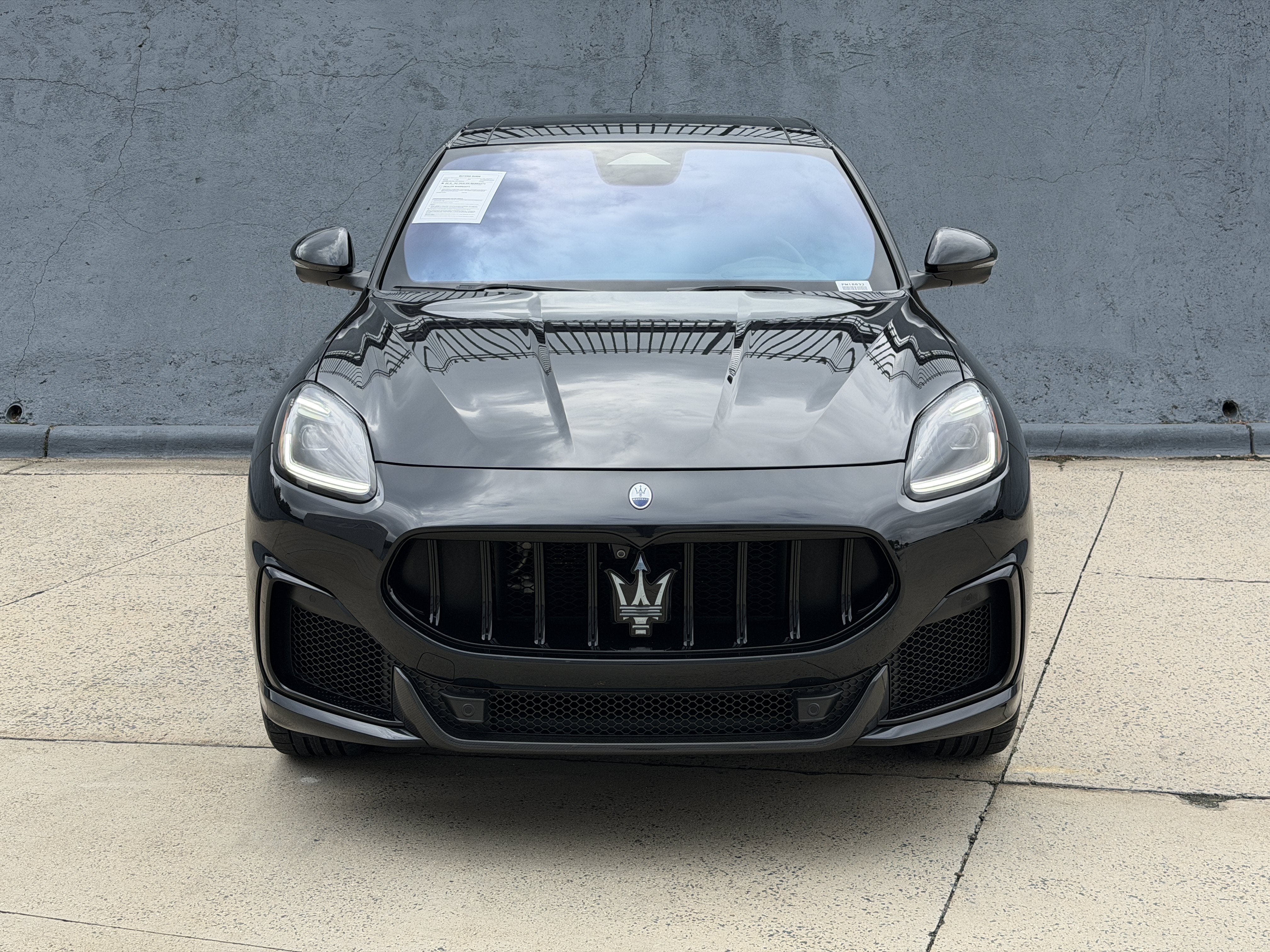Used 2024 Nero Noctis Black Maserati Trofeo image 8