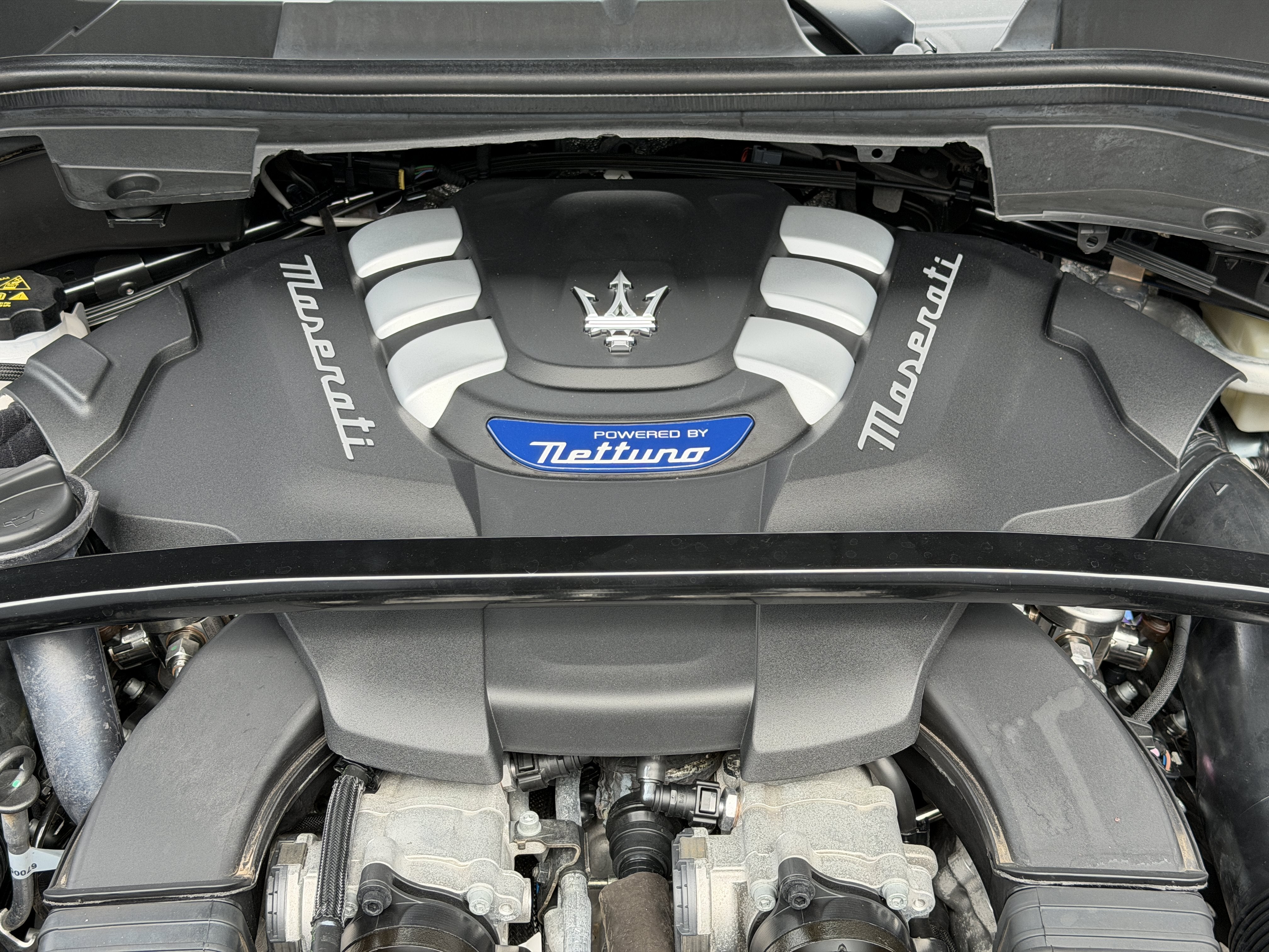 Used 2024 Nero Noctis Black Maserati Trofeo image 10