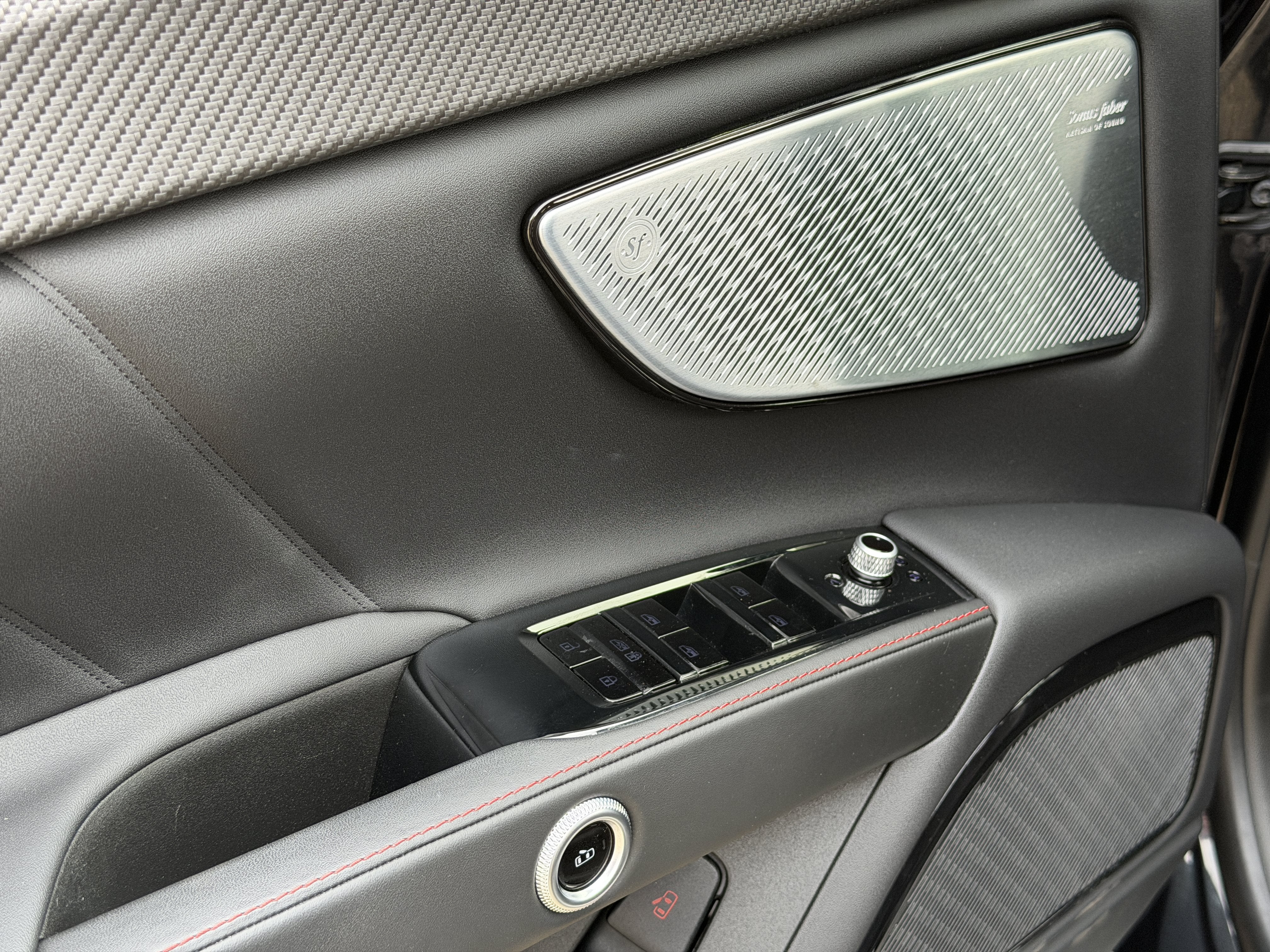Used 2024 Nero Noctis Black Maserati Trofeo image 12