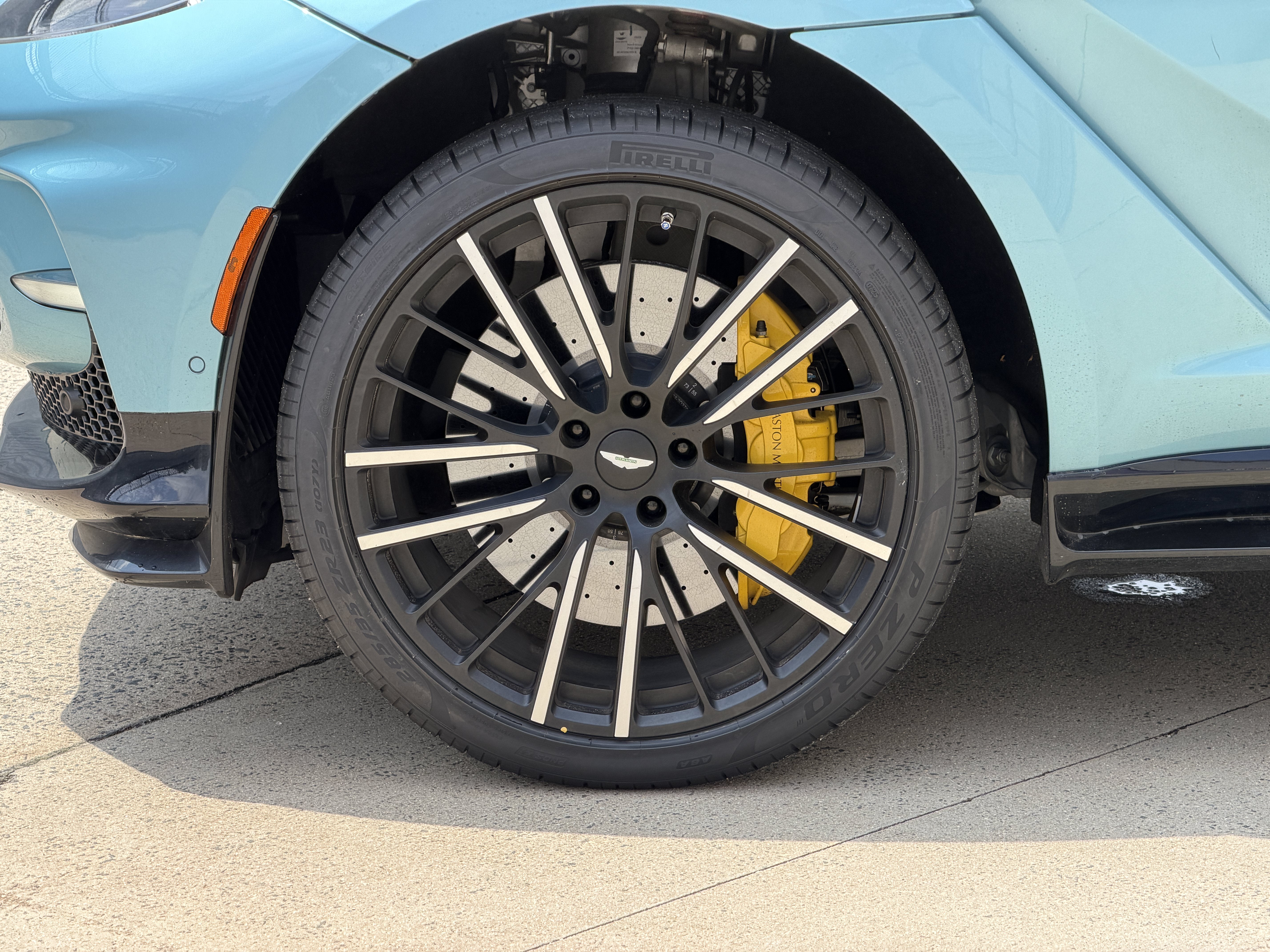 Used 2023 Caribbean Blue Aston Martin 707 image 4
