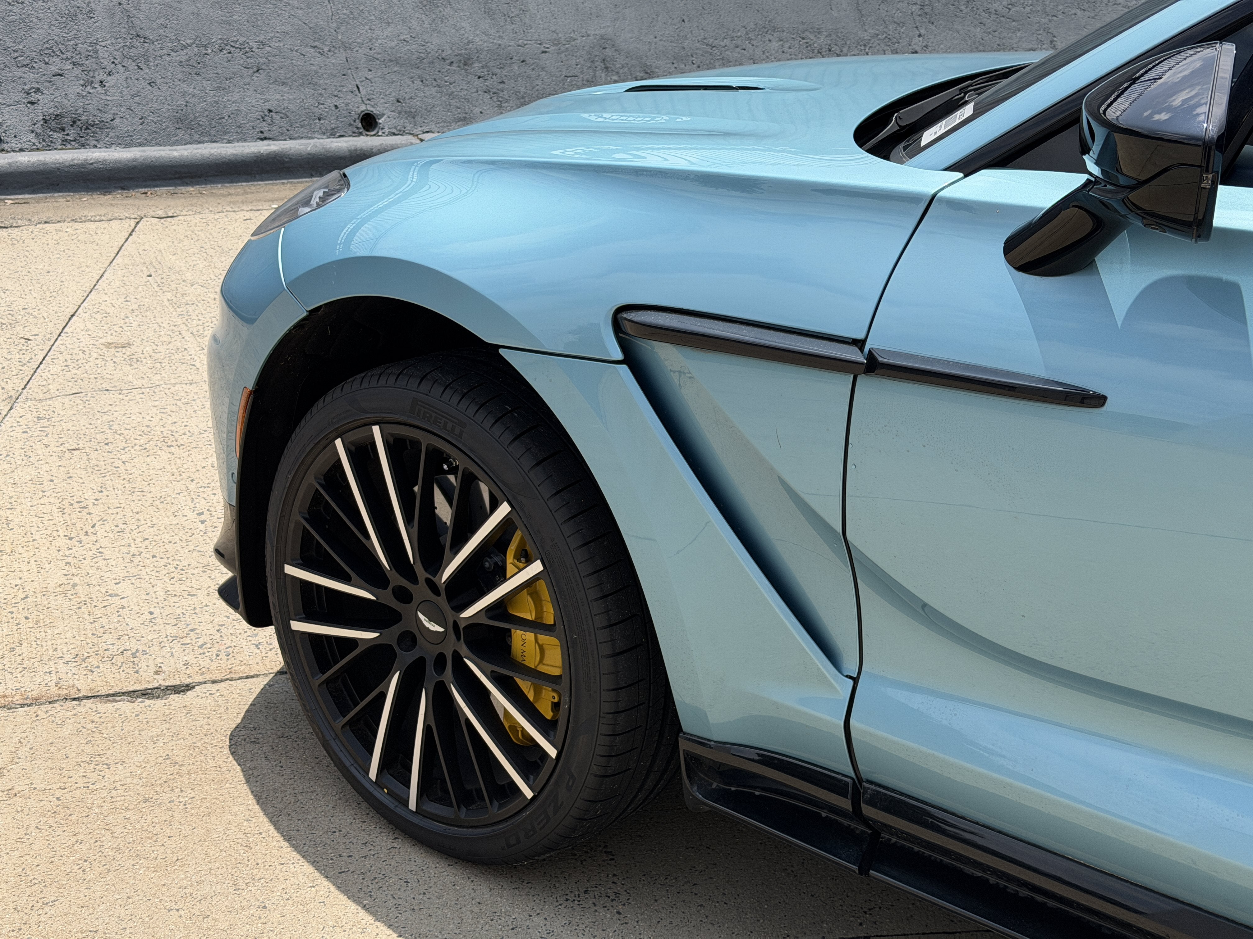 Used 2023 Caribbean Blue Aston Martin 707 image 9