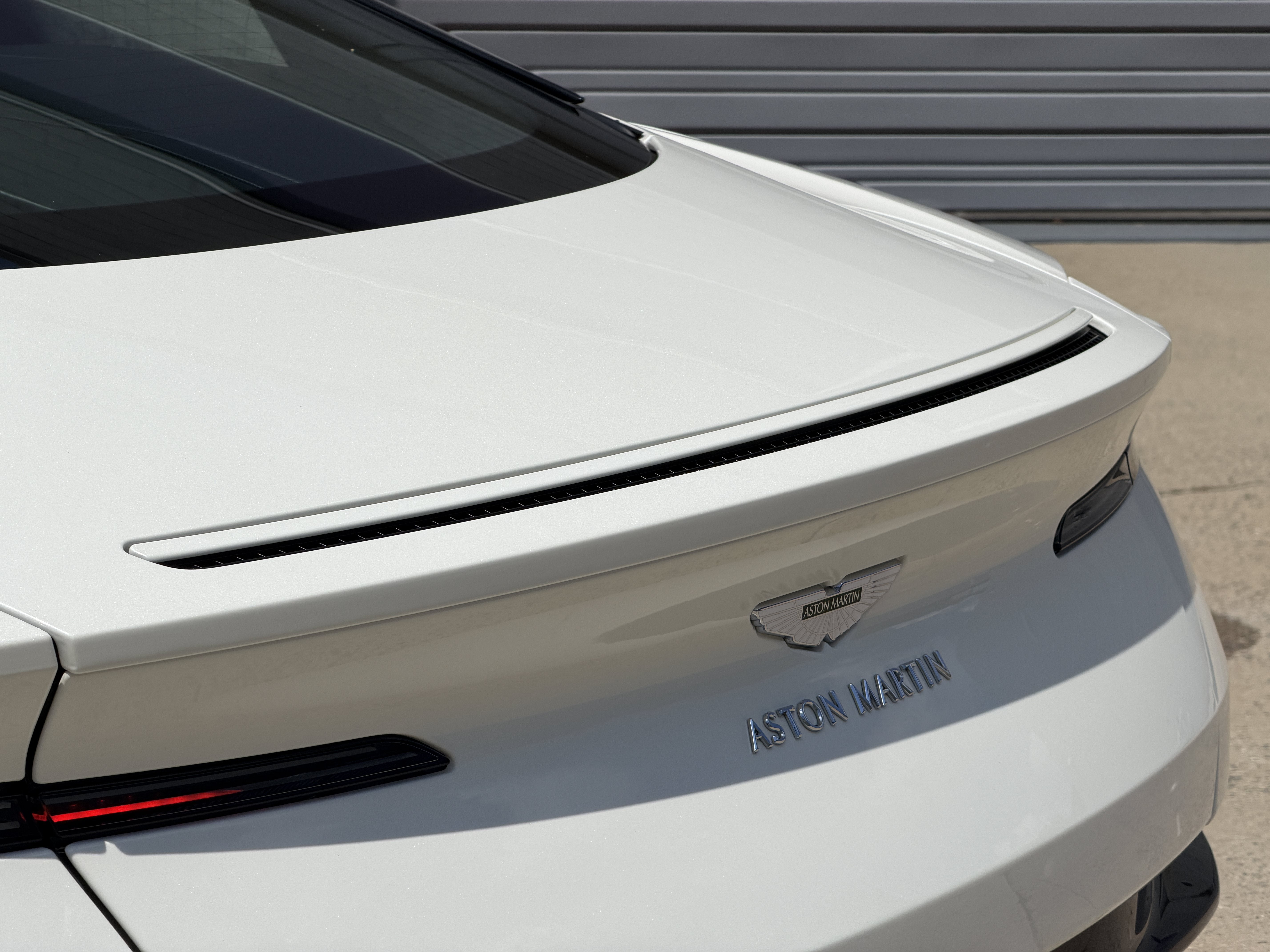 Used 2019 White Aston Martin V8 image 8