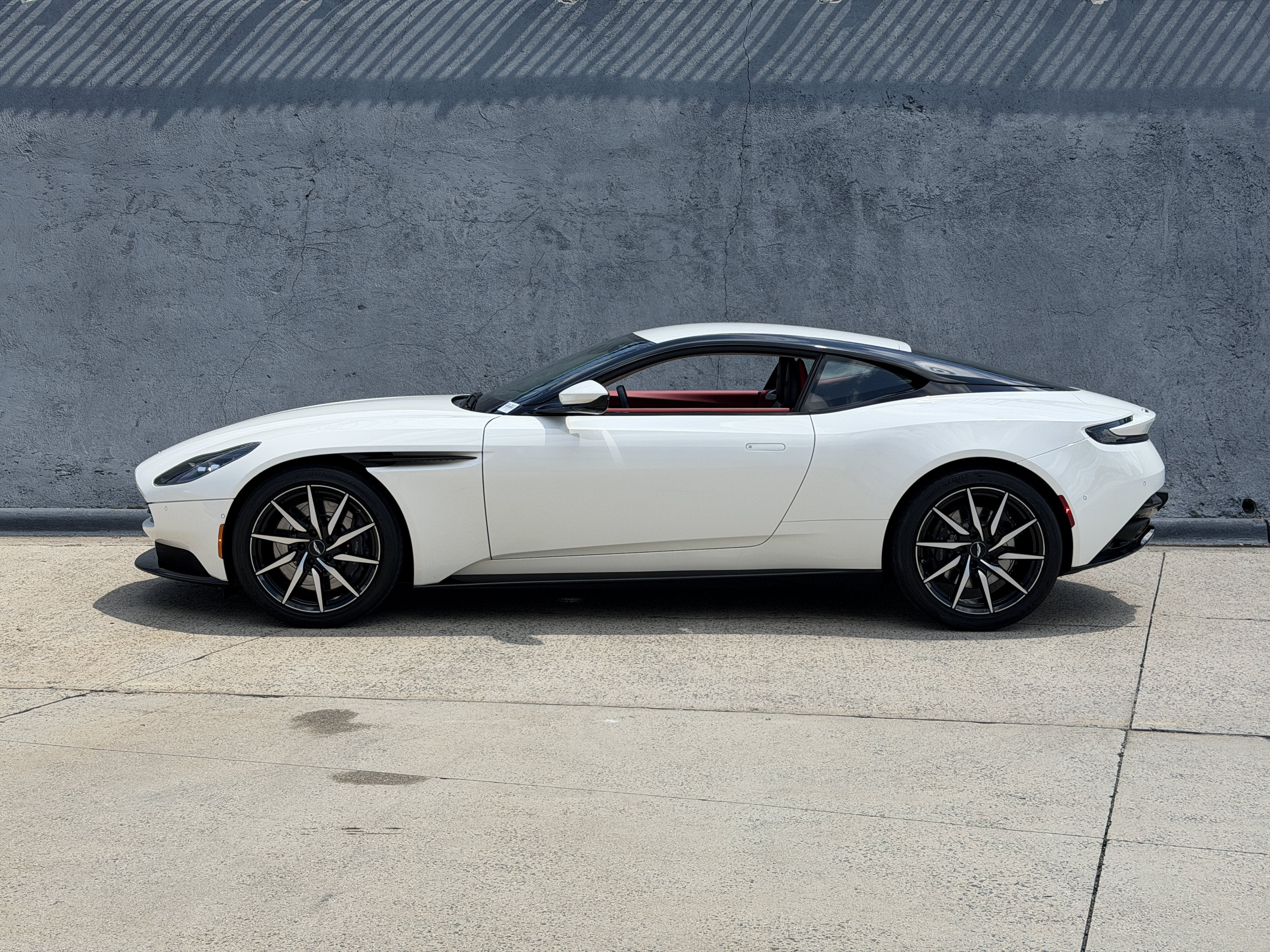 Used 2019 White Aston Martin V8 image 14