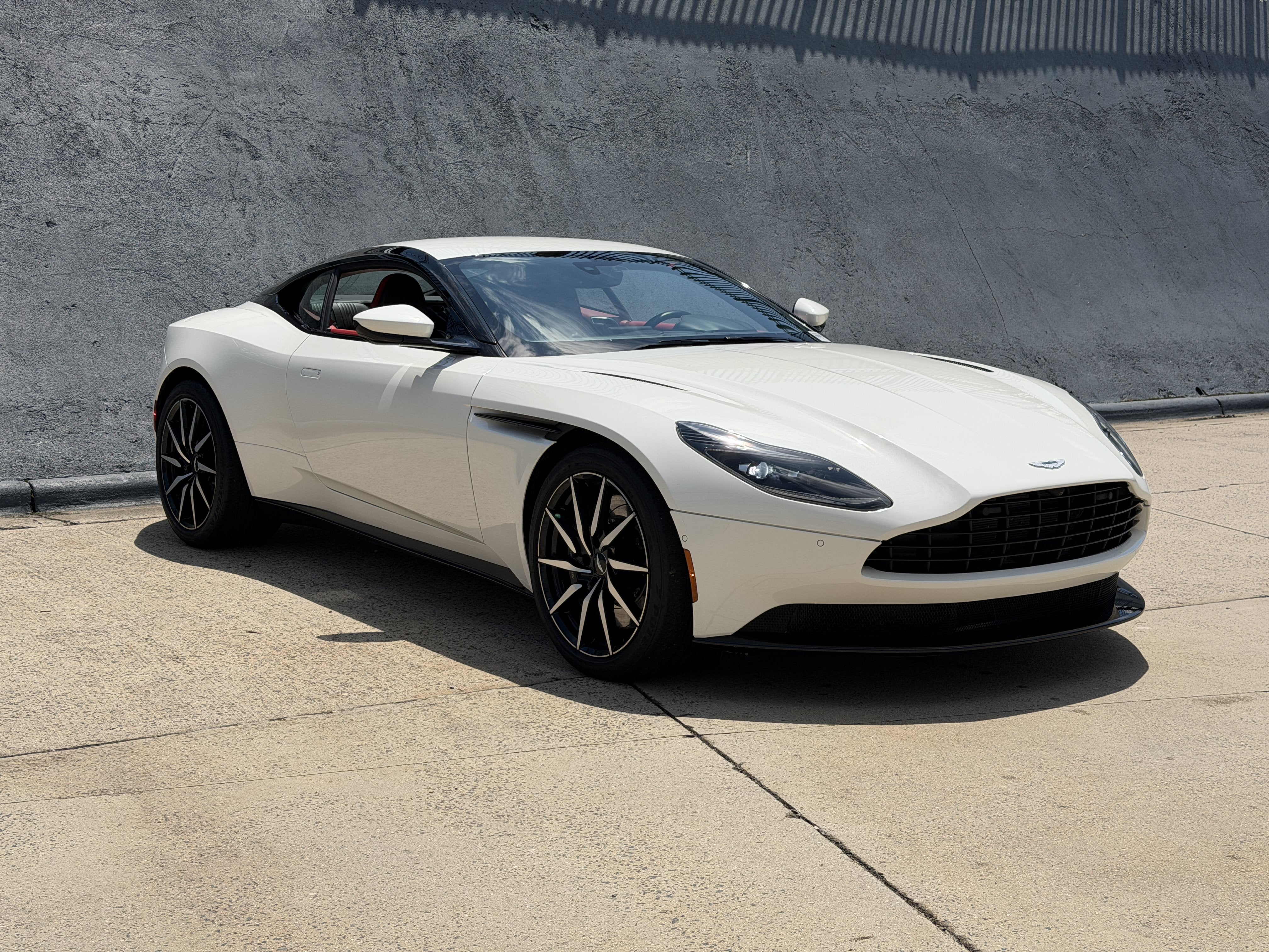 Used 2019 White Aston Martin V8 image 18