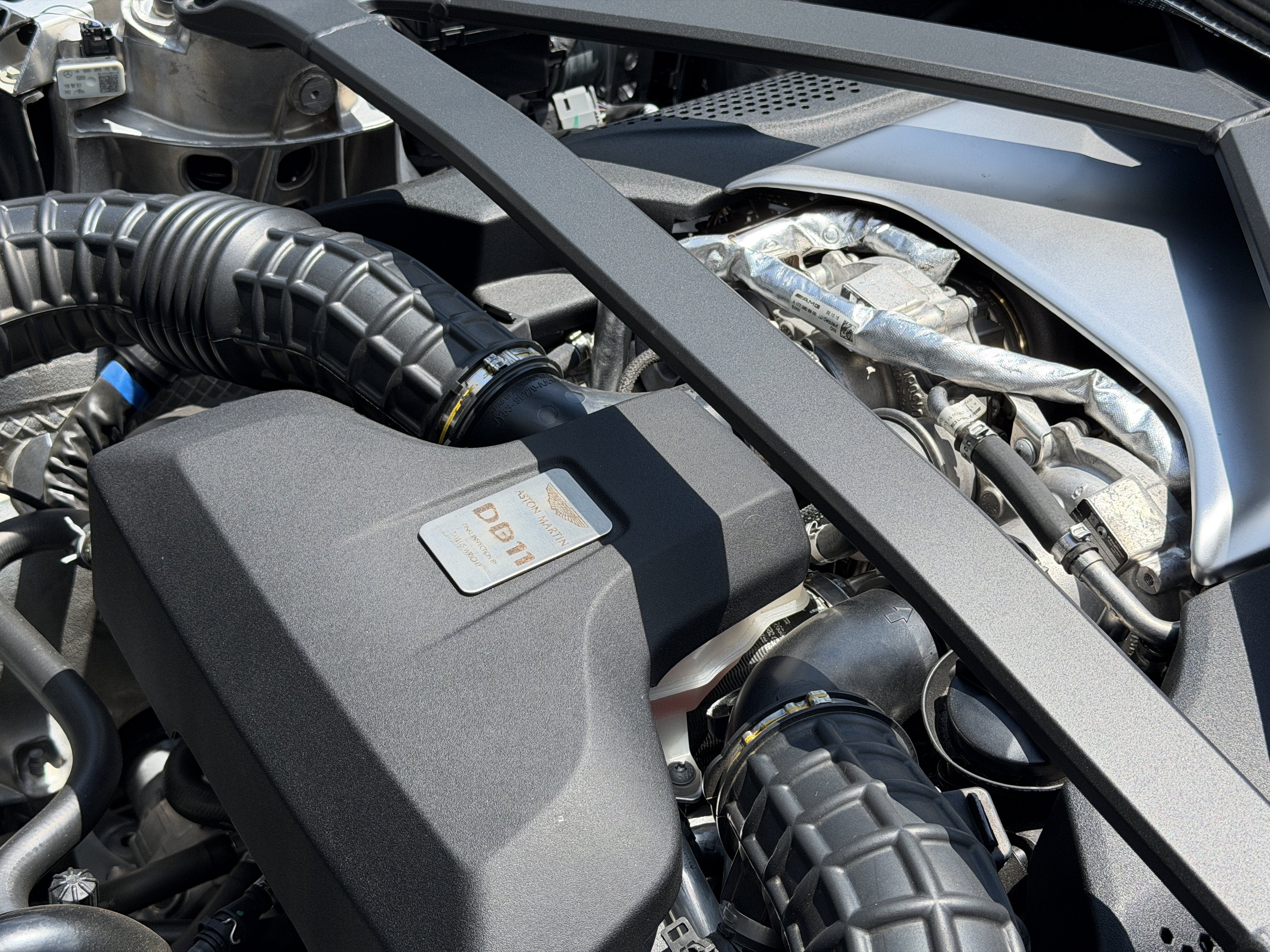 Used 2019 White Aston Martin V8 image 20