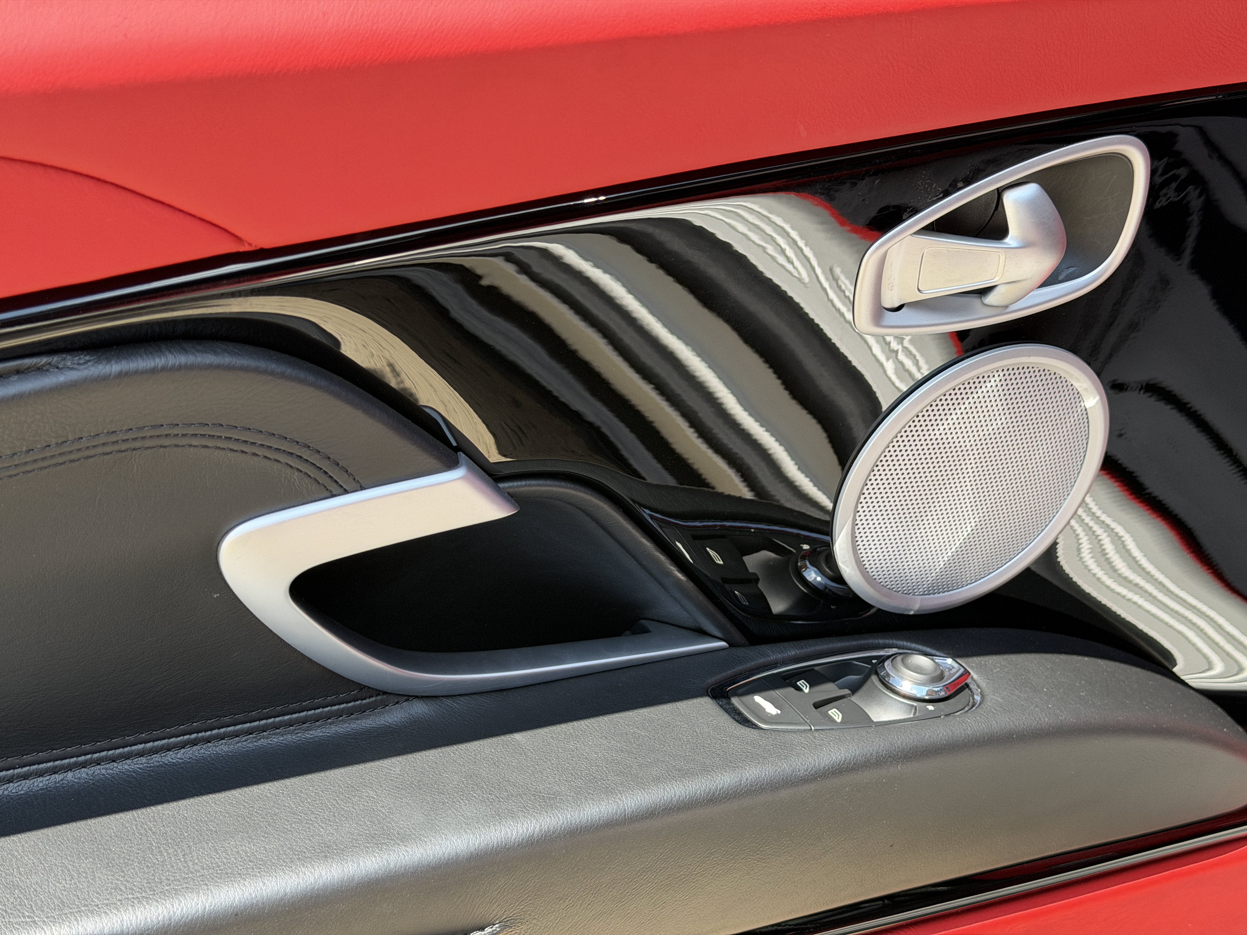 Used 2019 White Aston Martin V8 image 24