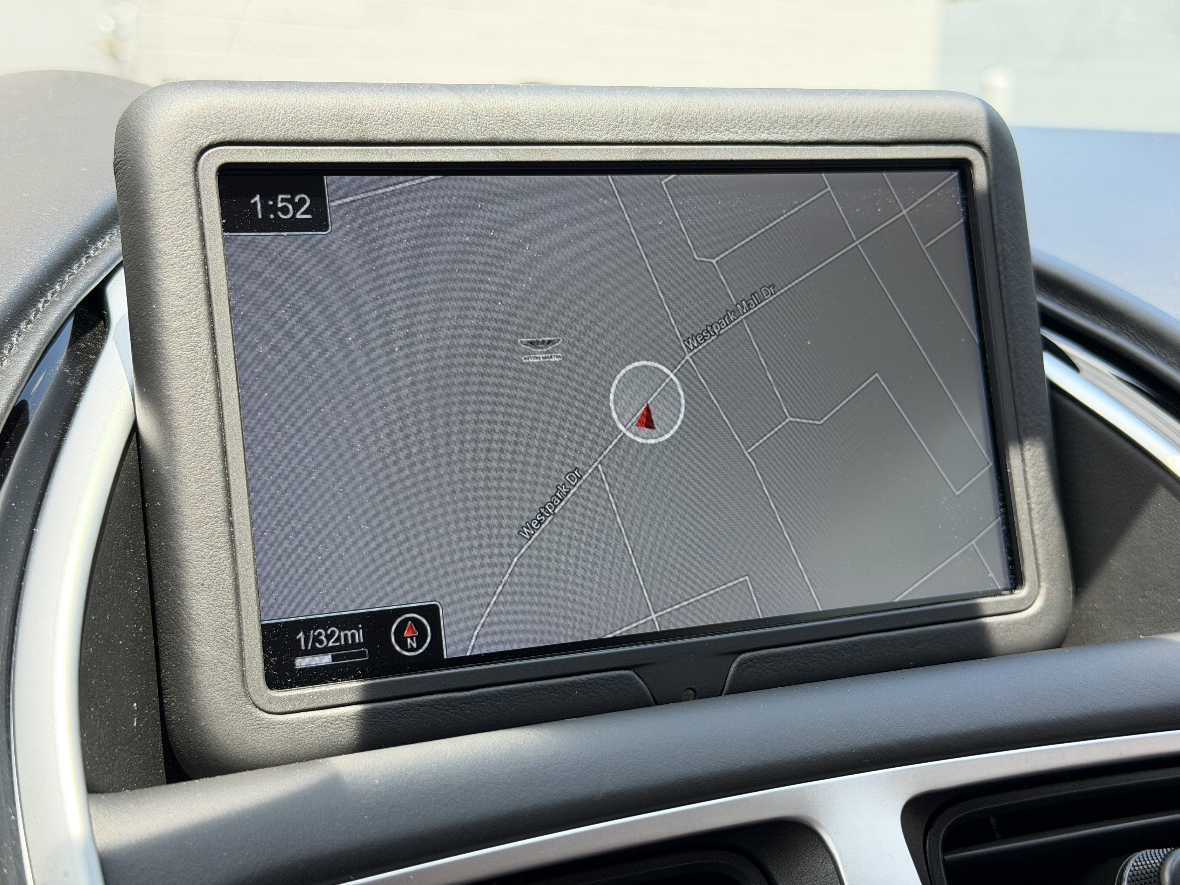 Used 2019 White Aston Martin V8 image 28