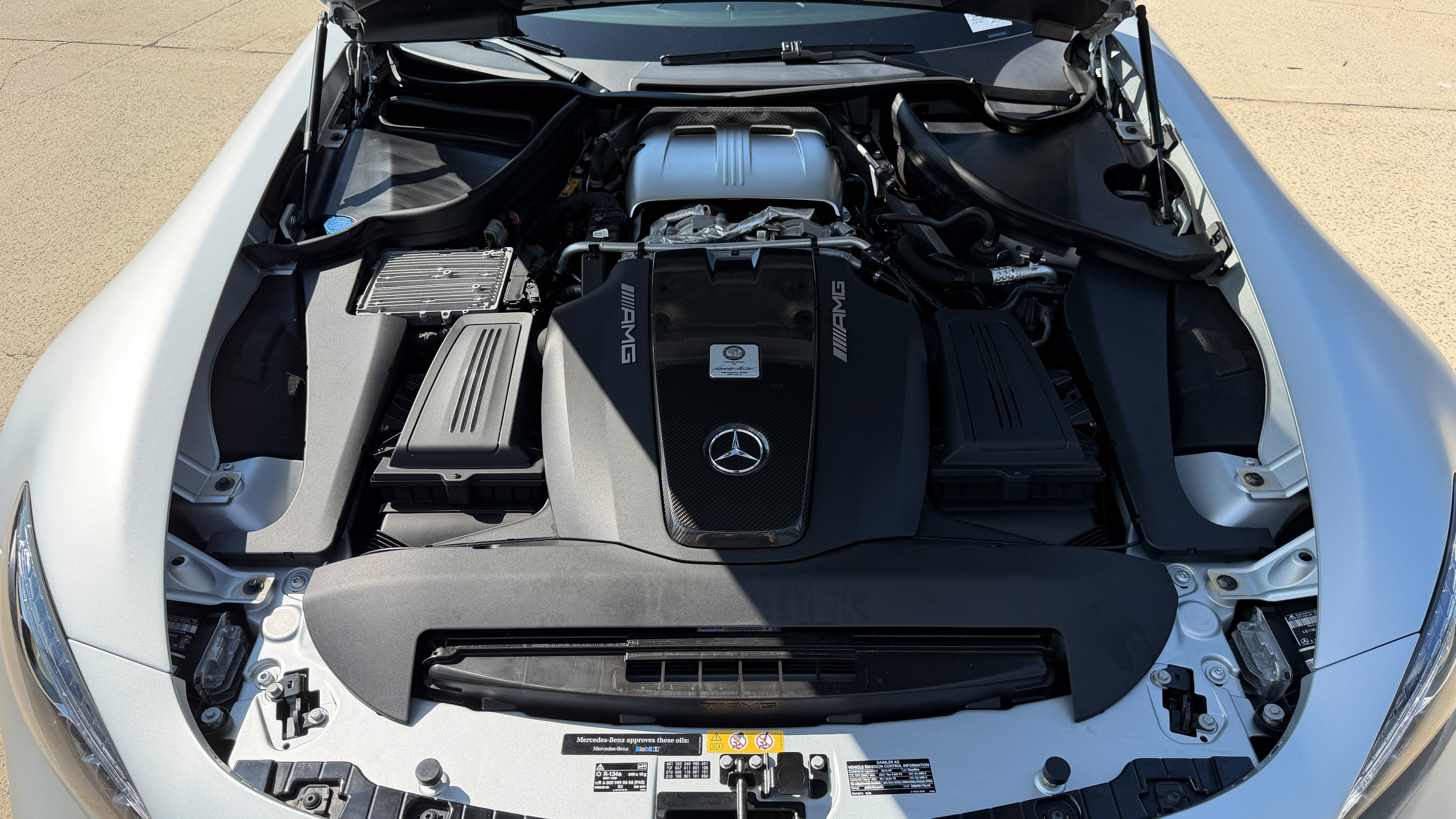 Used 2018 Designo Silver Mercedes-Benz R image 9