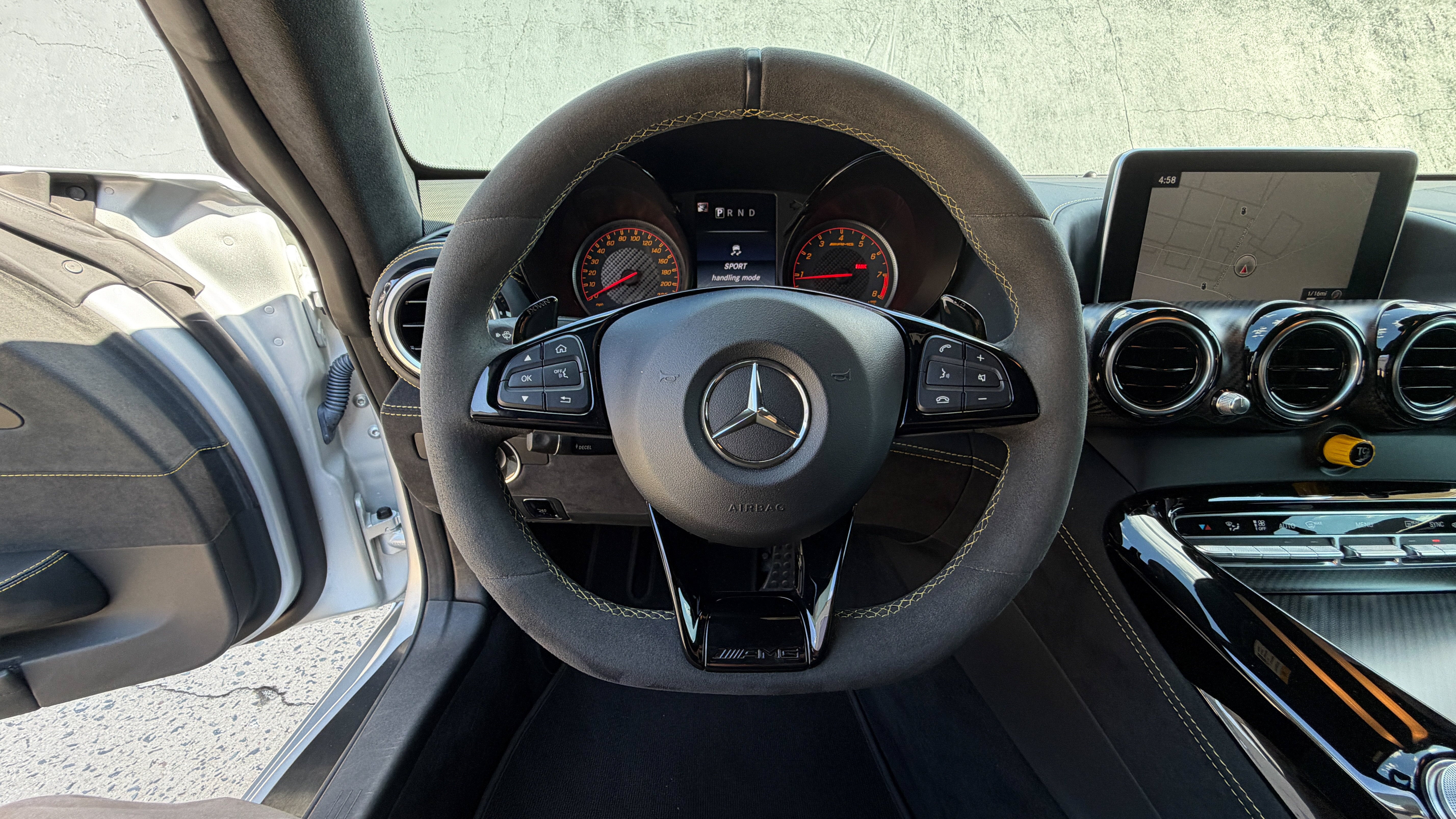 Used 2018 Designo Silver Mercedes-Benz R image 17