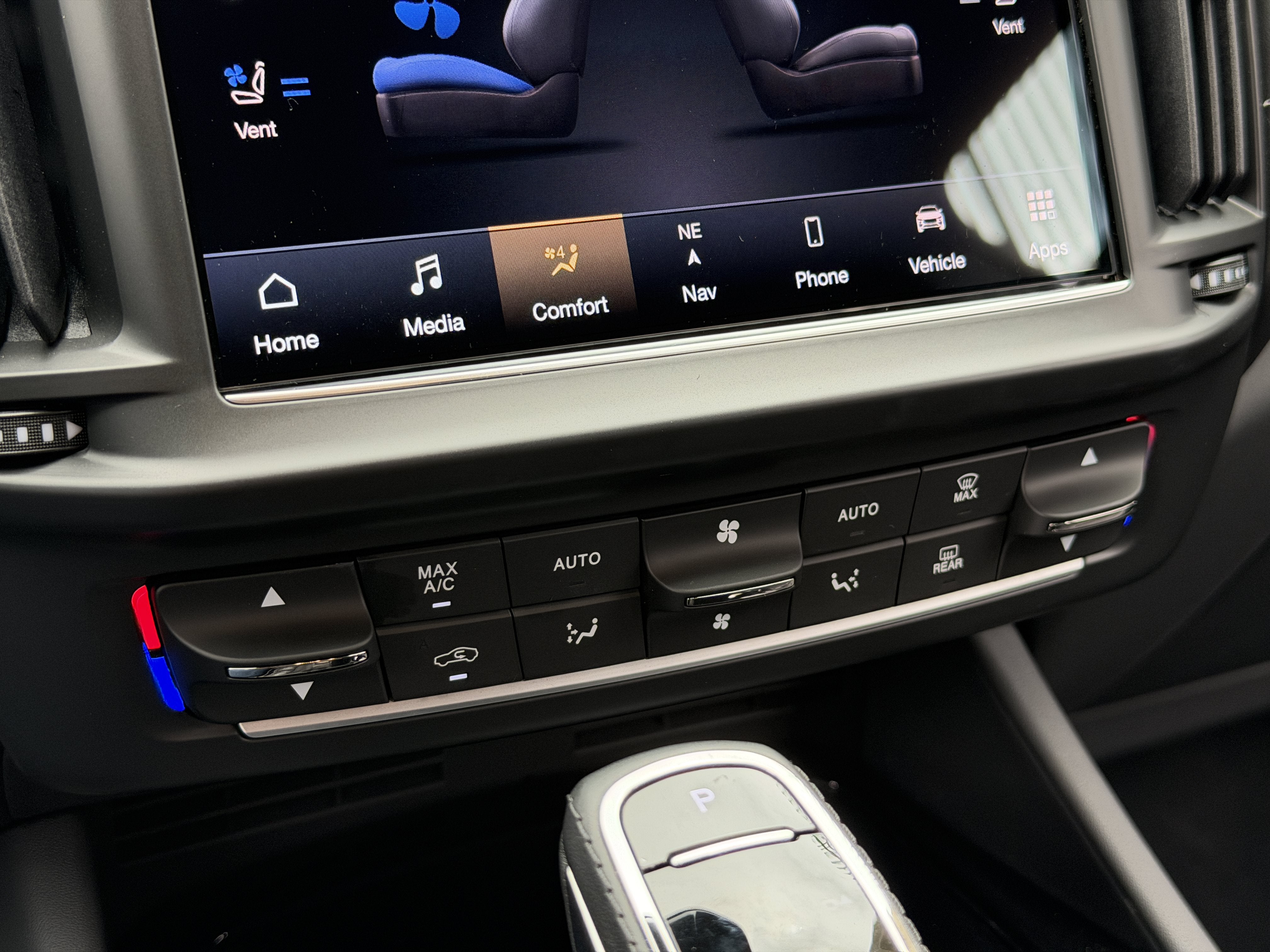 Used 2024 Bianco Maserati GT Ultima image 26