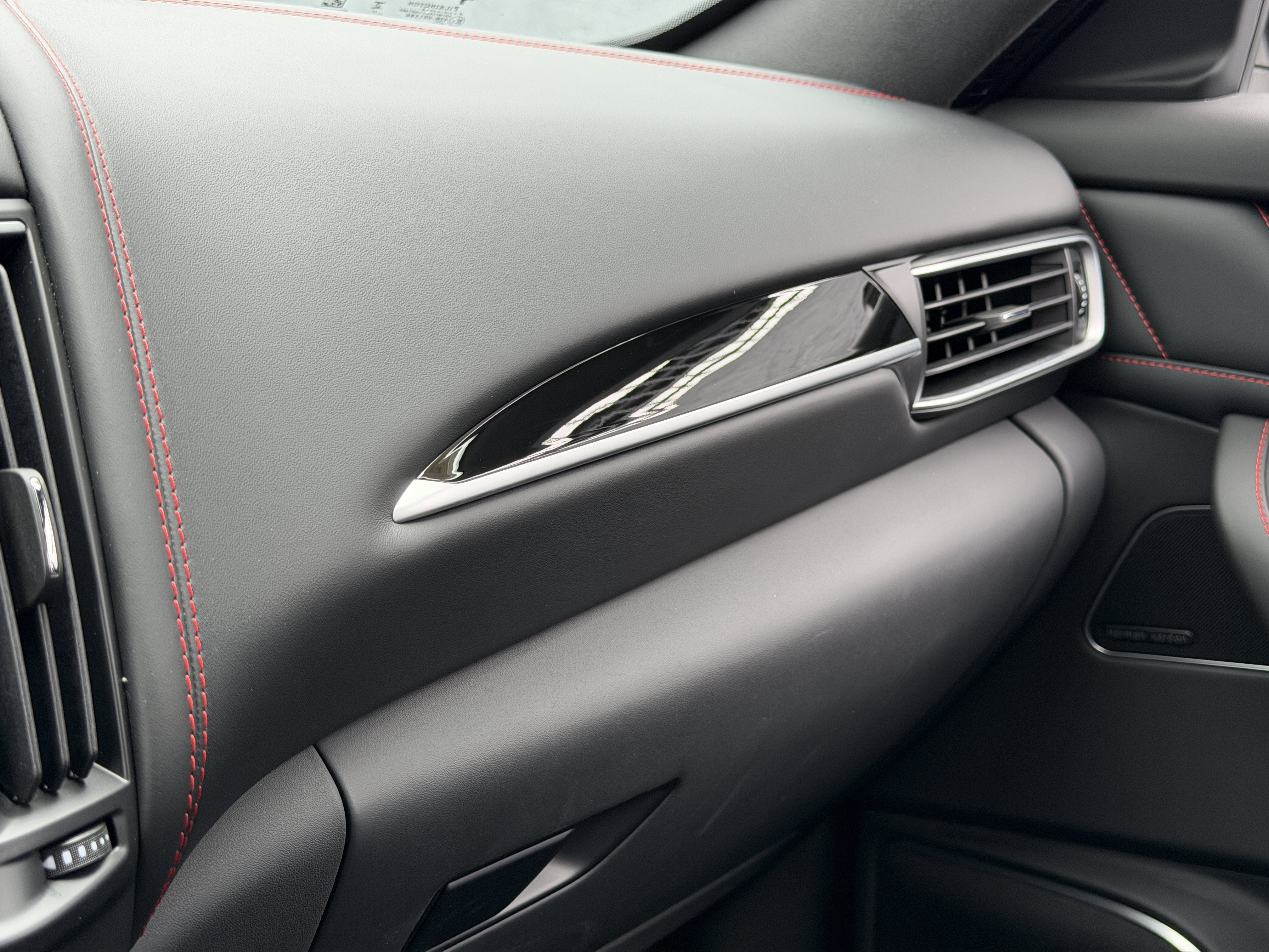 Used 2024 Bianco Maserati GT Ultima image 29
