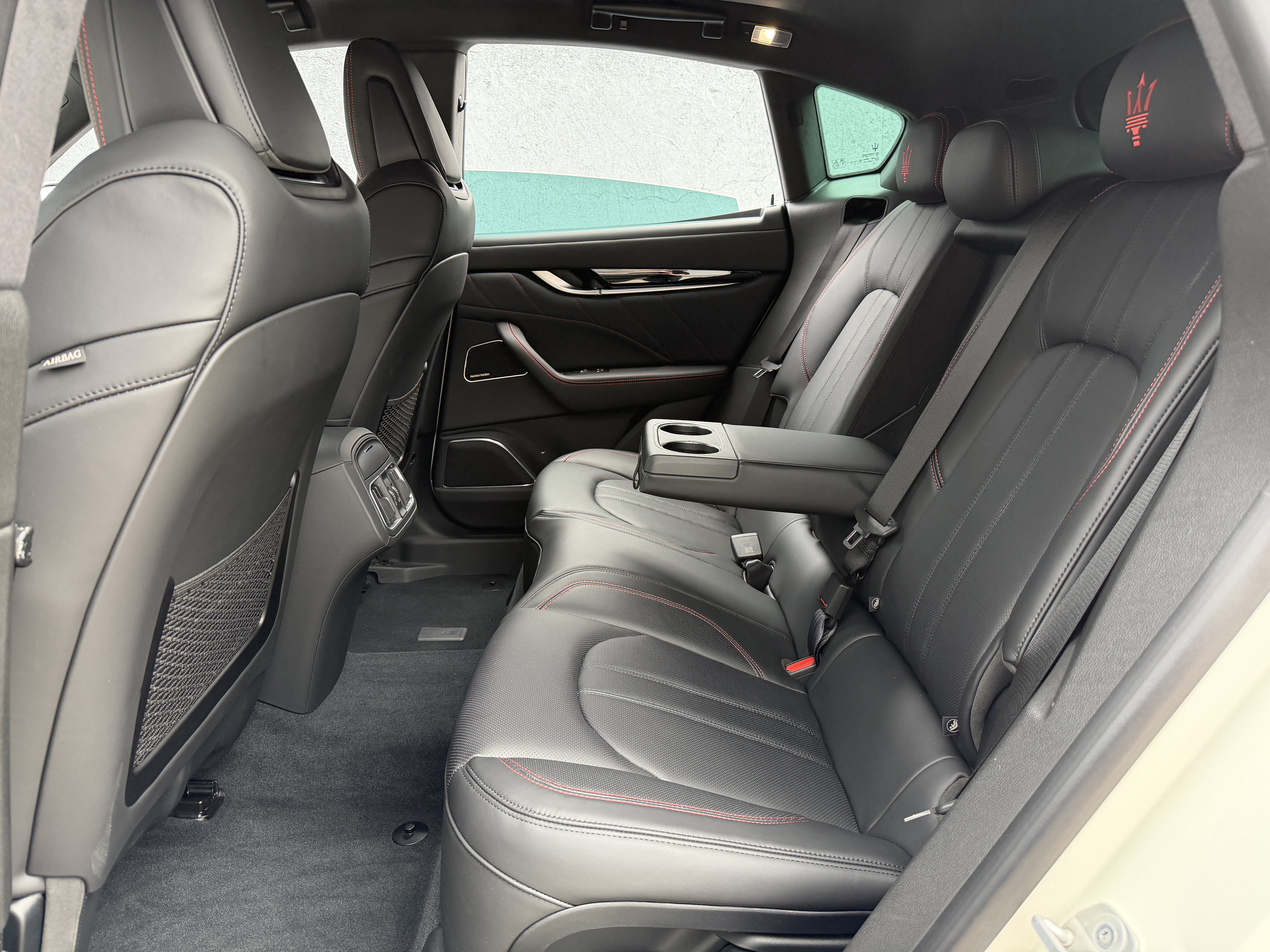 Used 2024 Bianco Maserati GT Ultima image 35