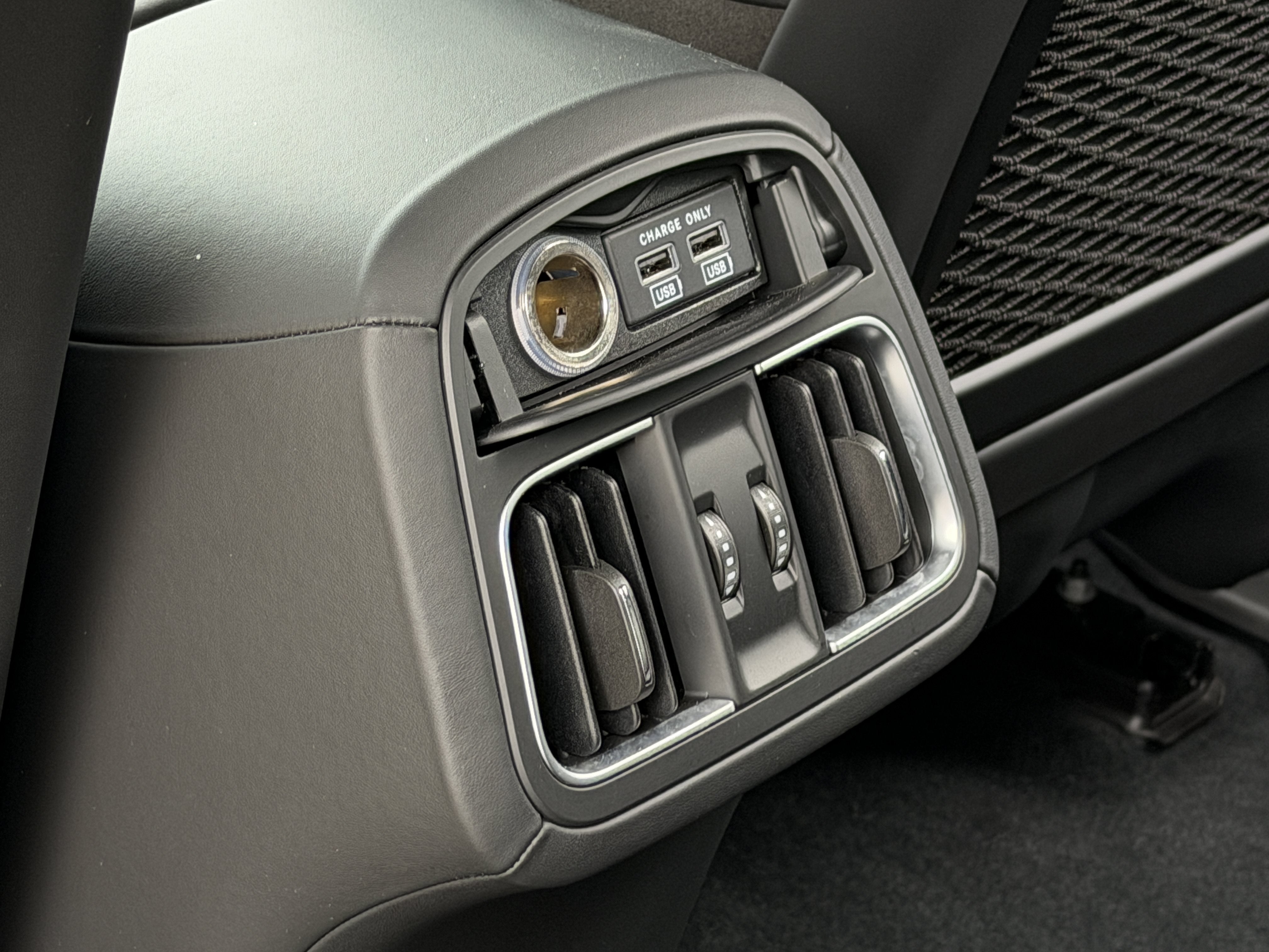 Used 2024 Bianco Maserati GT Ultima image 37