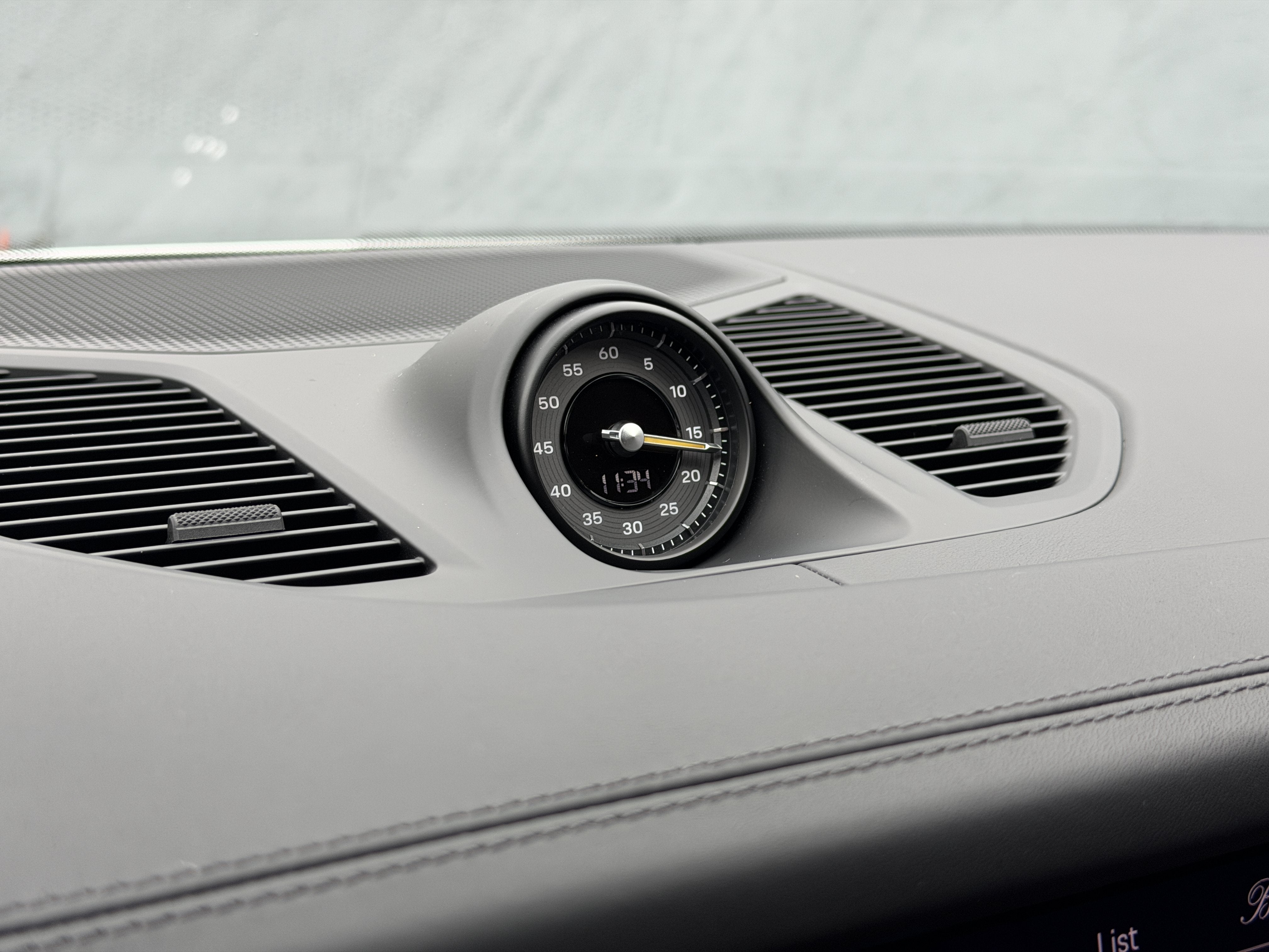 Used 2024 Carrara White Metallic Porsche Turbo GT image 21