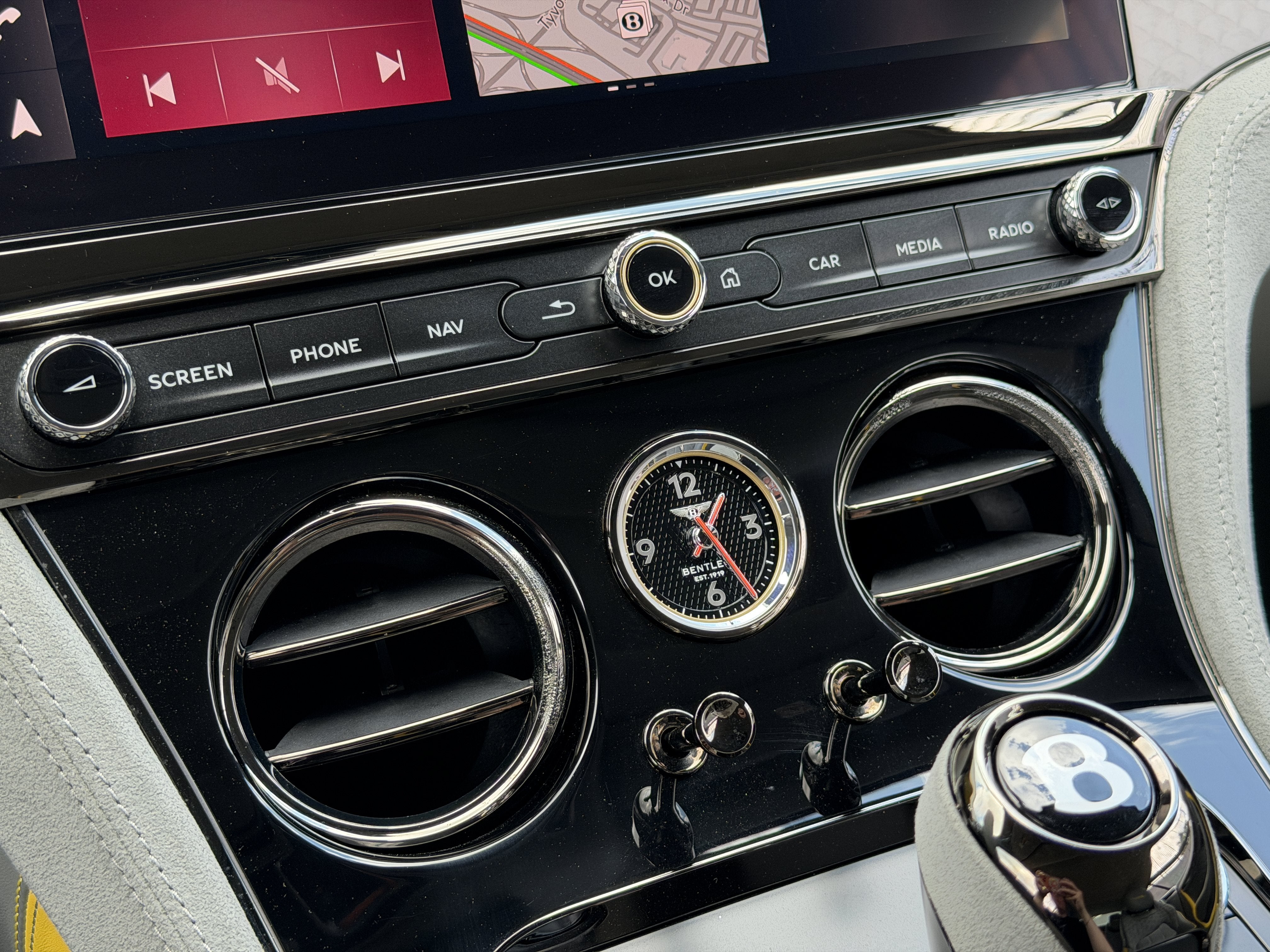 Used 2025 Gray Bentley GT Speed image 27