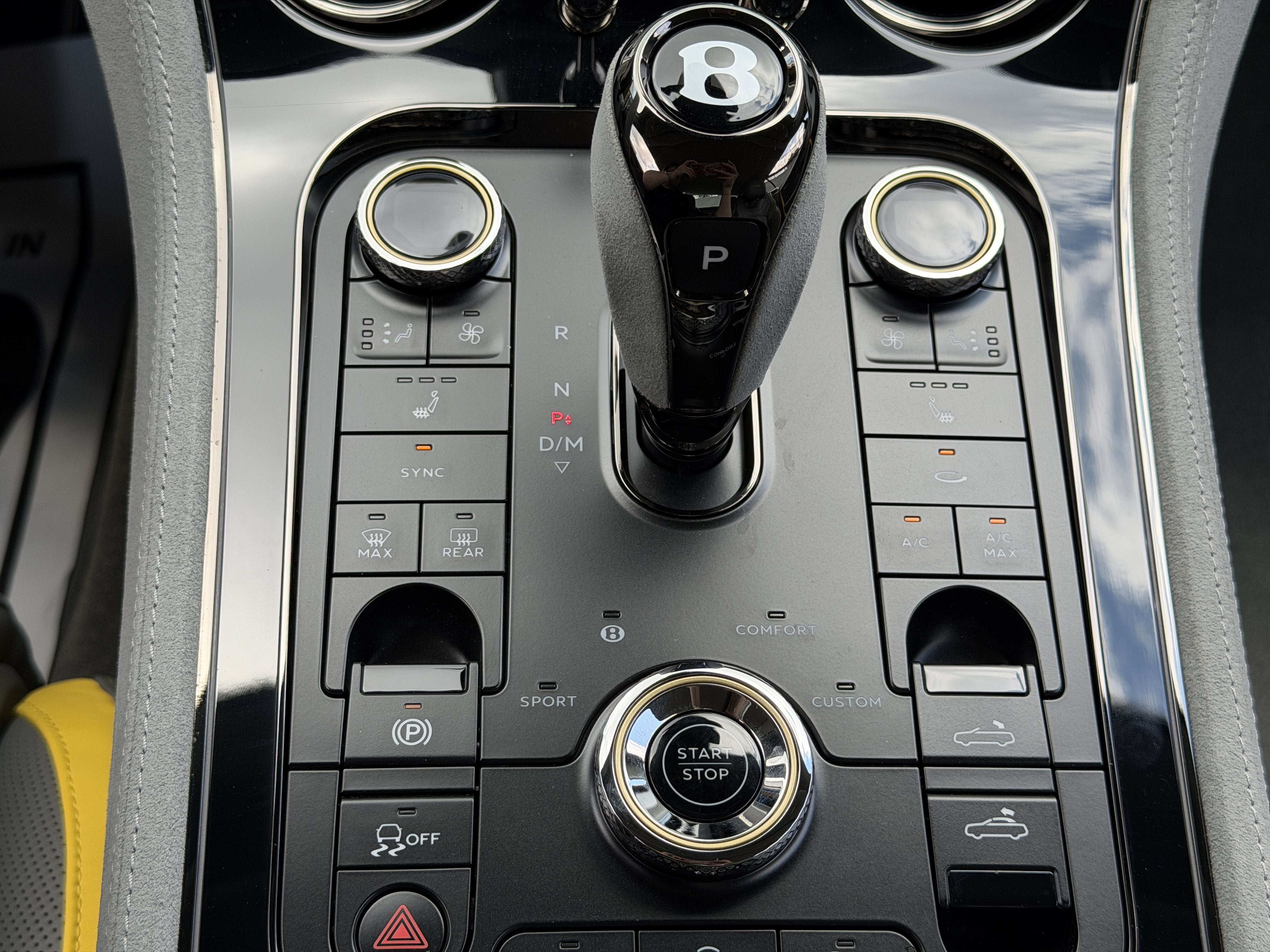 Used 2025 Gray Bentley GT Speed image 29