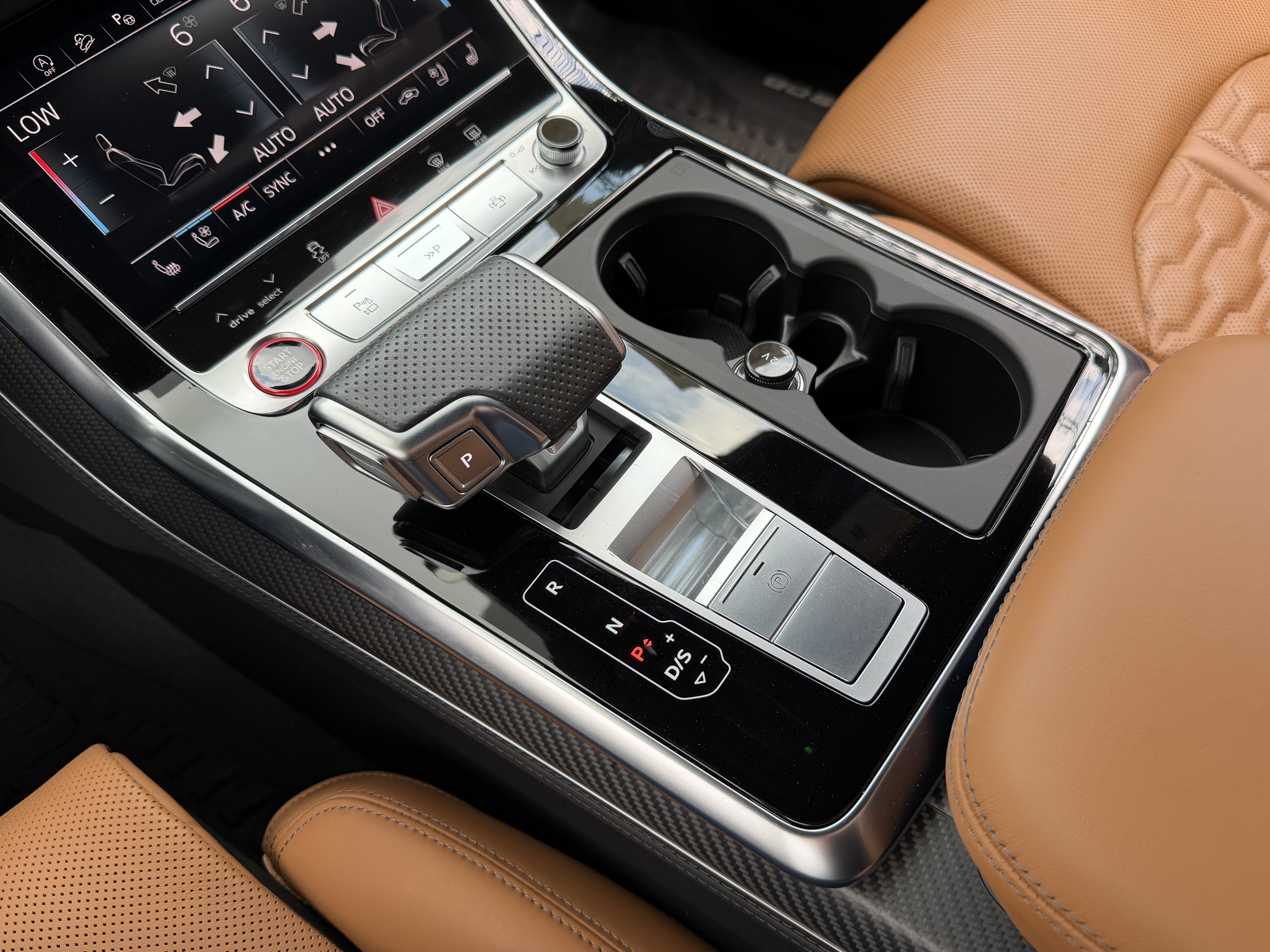 Used 2024 Navarra Blue Metallic Audi  image 25