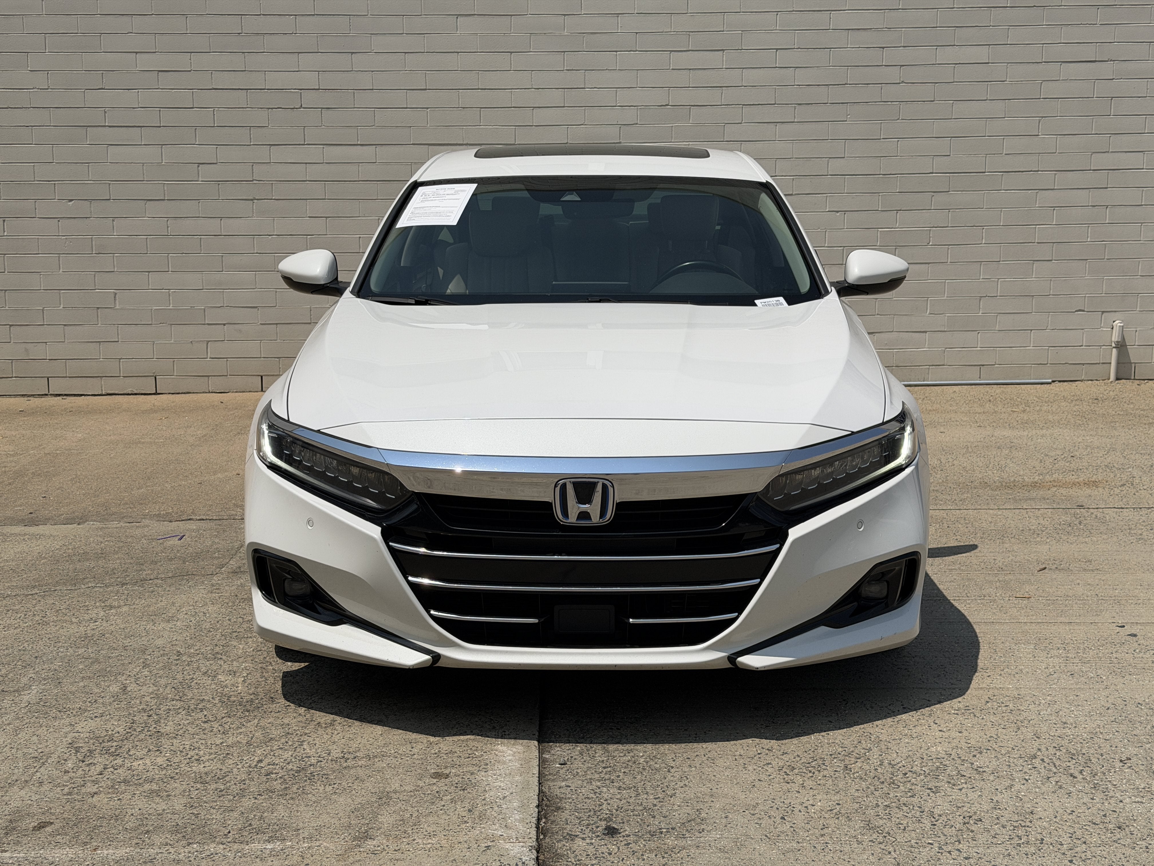 Used 2021 White Honda EX-L image 8
