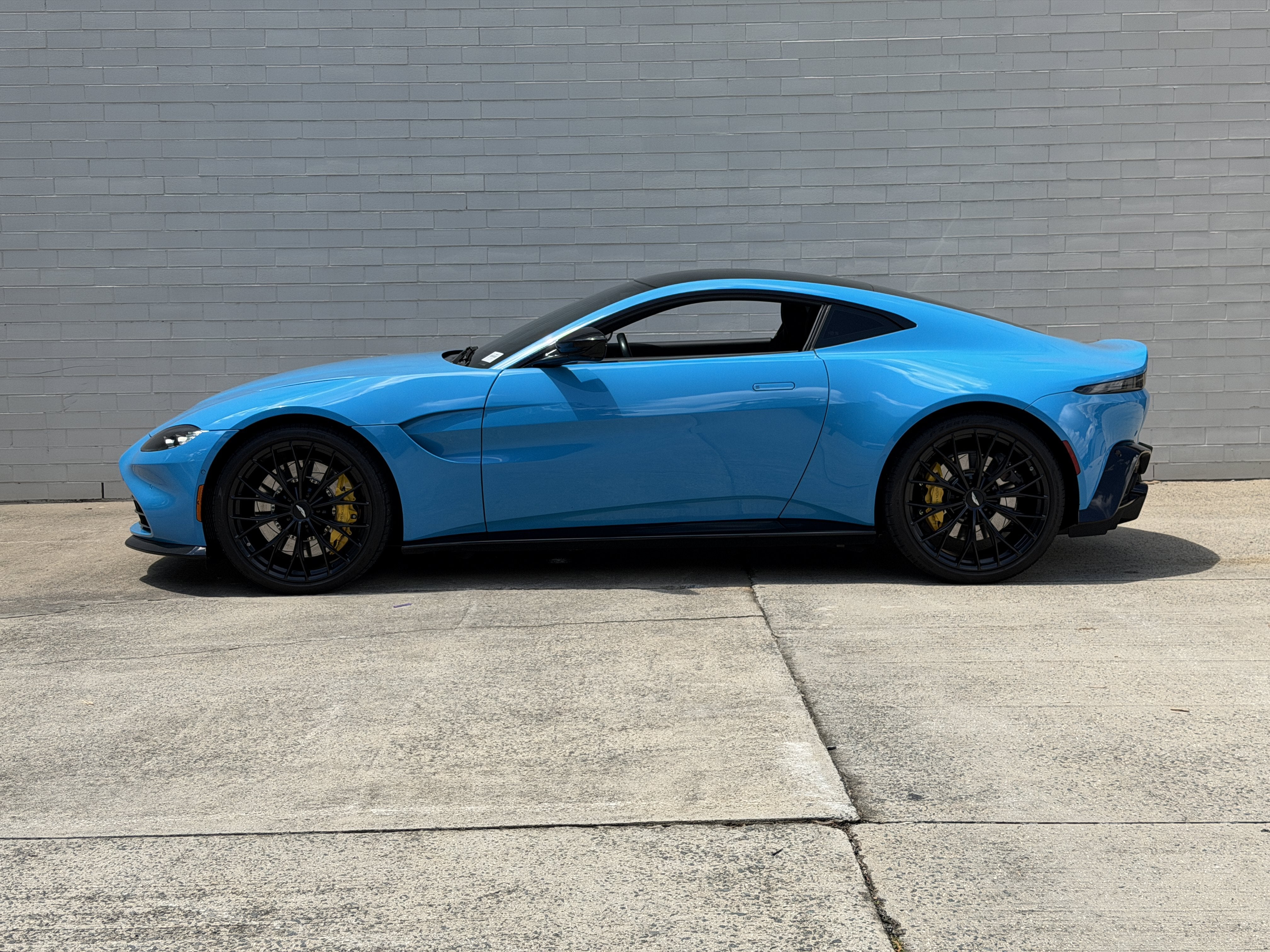 Used 2023 Elwood Blue Aston Martin  image 17