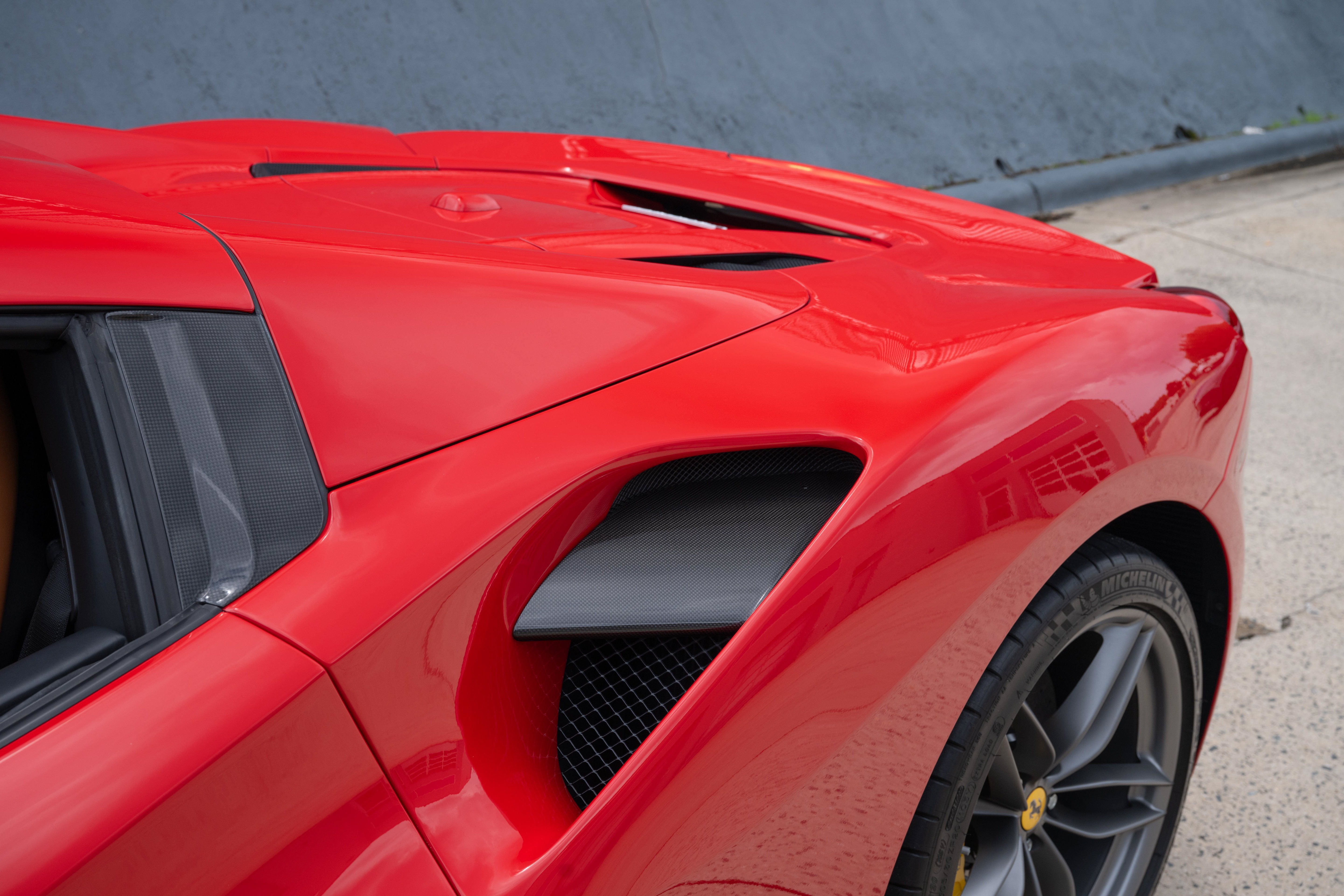 Used 2018 Rosso Corsa Ferrari  image 18