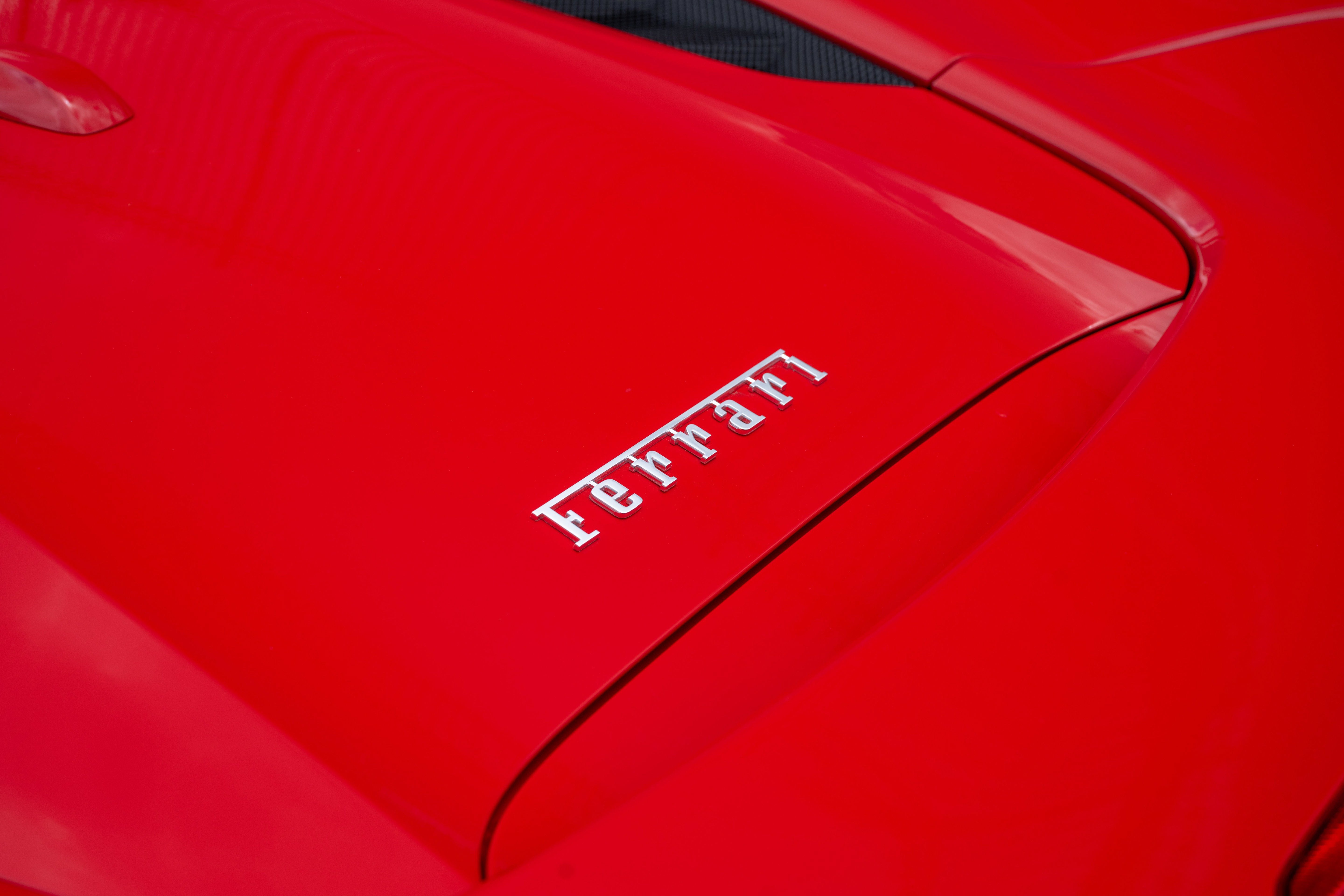 Used 2018 Rosso Corsa Ferrari  image 20