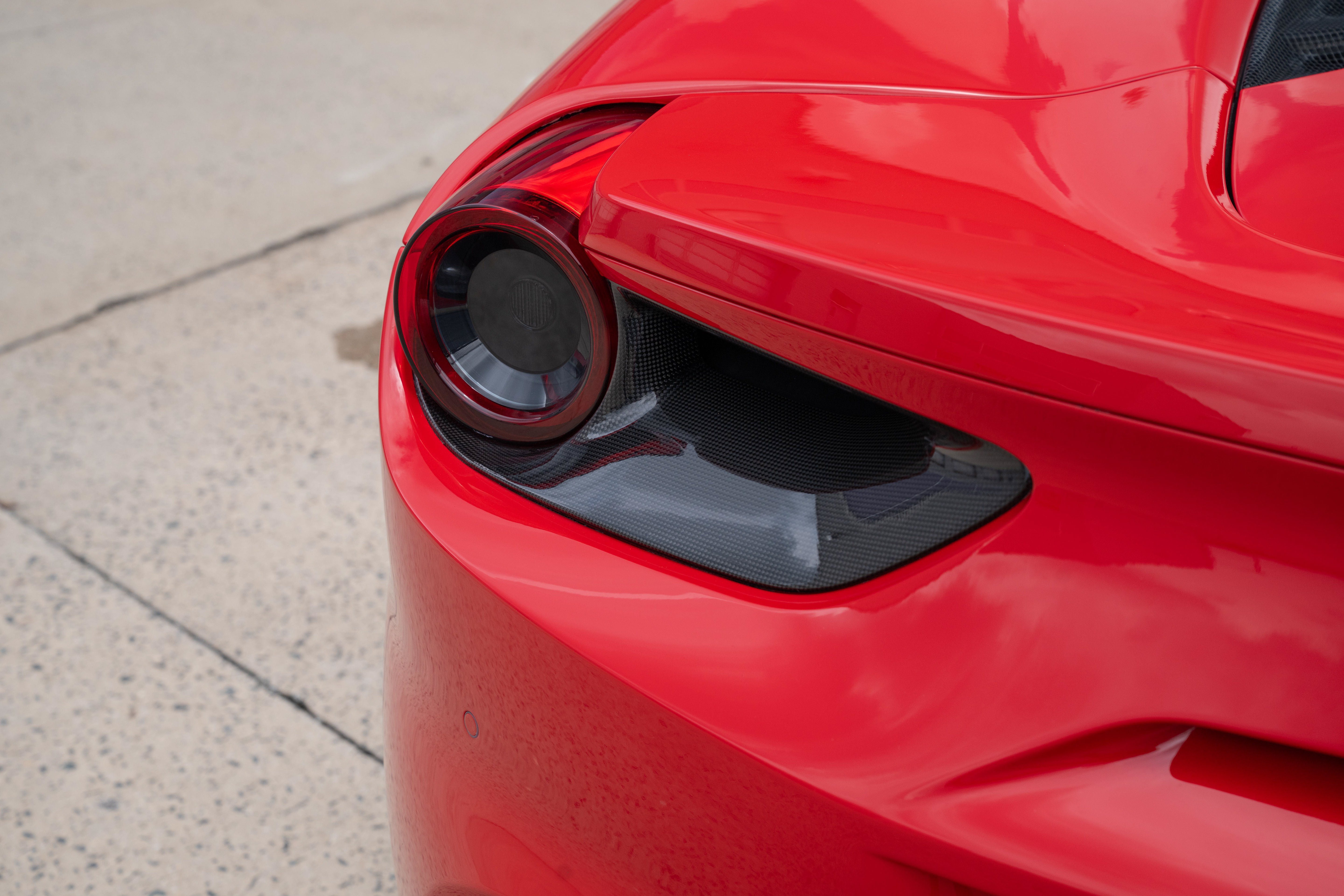 Used 2018 Rosso Corsa Ferrari  image 22