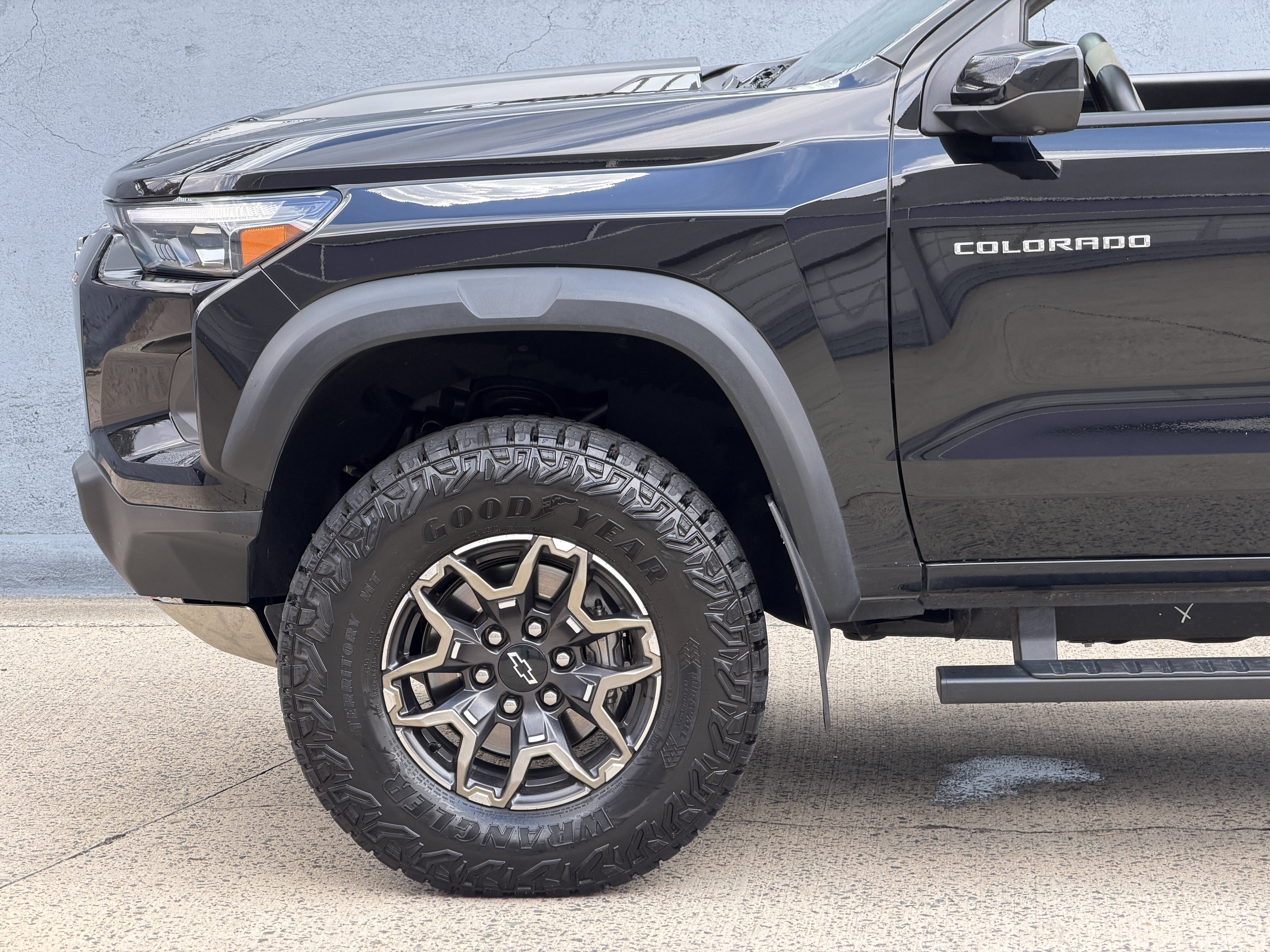 Used 2026 Black Chevrolet 4WD ZR2 image 10