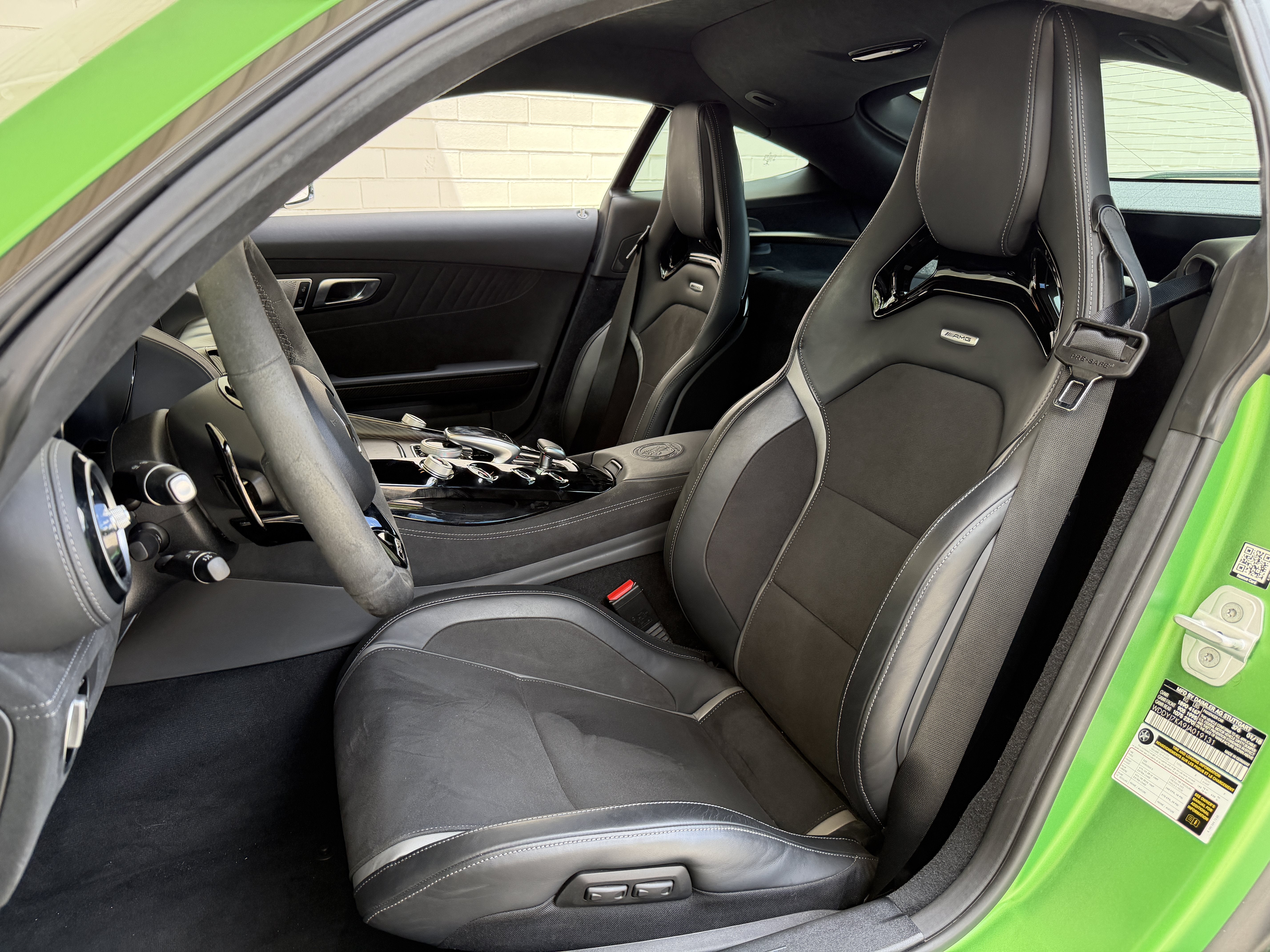 Used 2018 AMG Green Hell Magno Mercedes-Benz R image 15