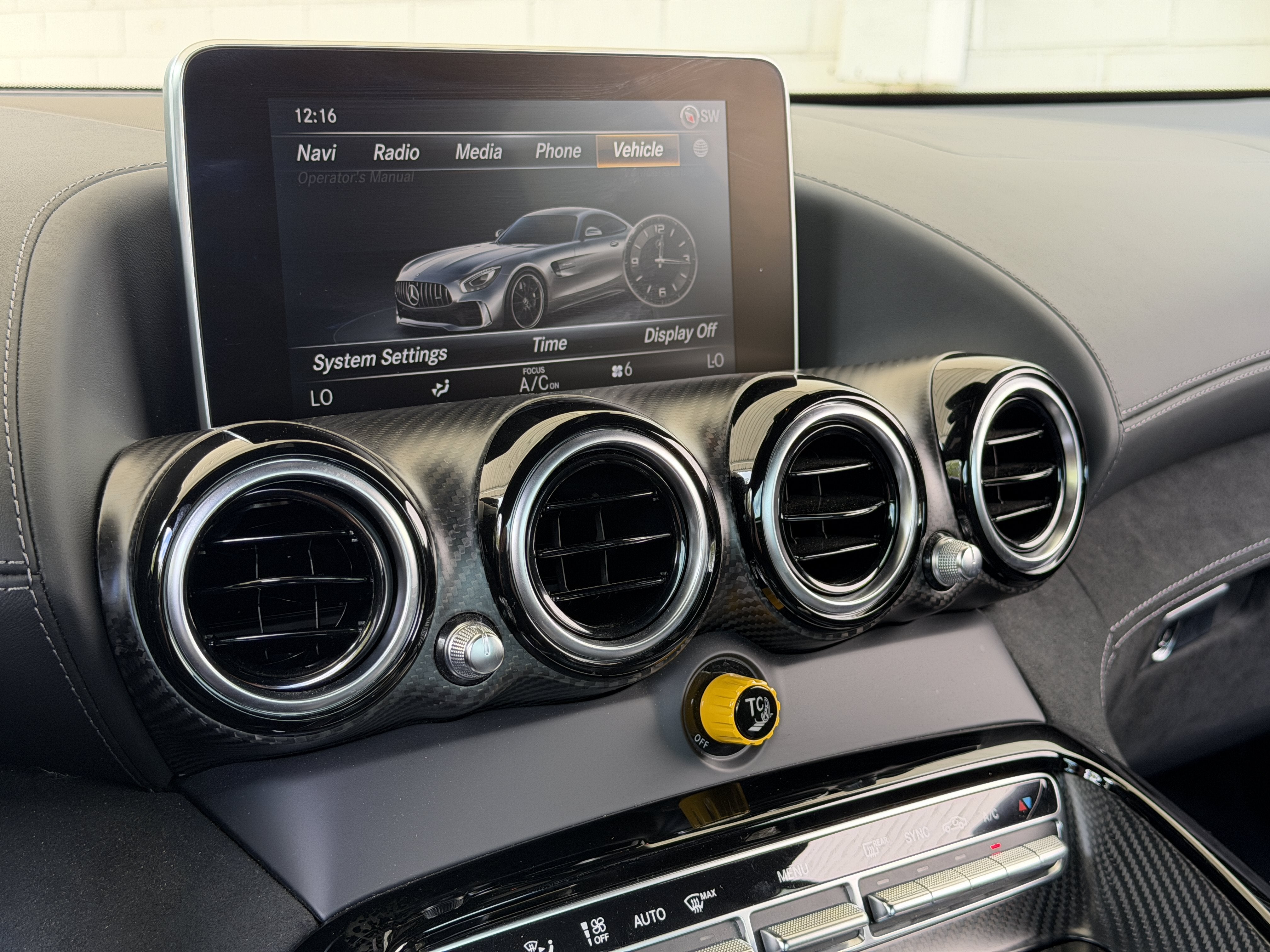 Used 2018 AMG Green Hell Magno Mercedes-Benz R image 25