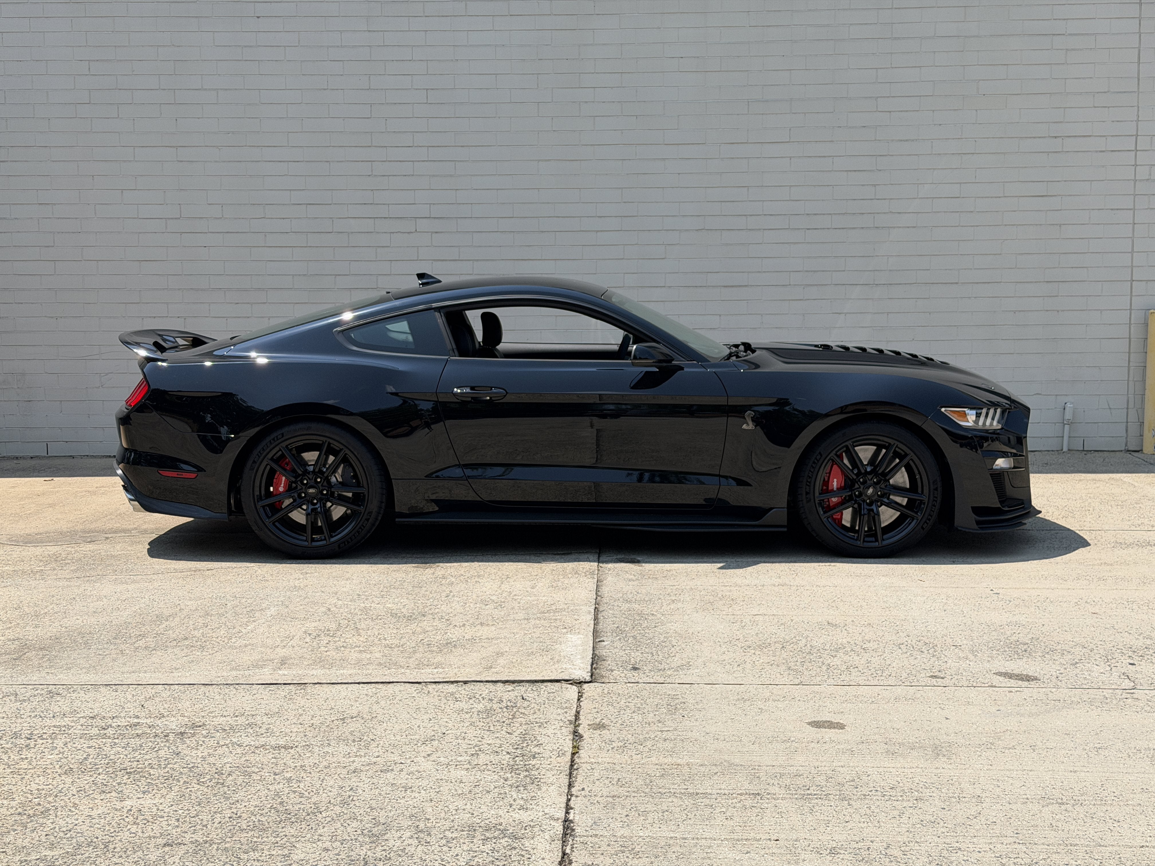 Used 2020 Shadow Black Ford Shelby GT500 image 2