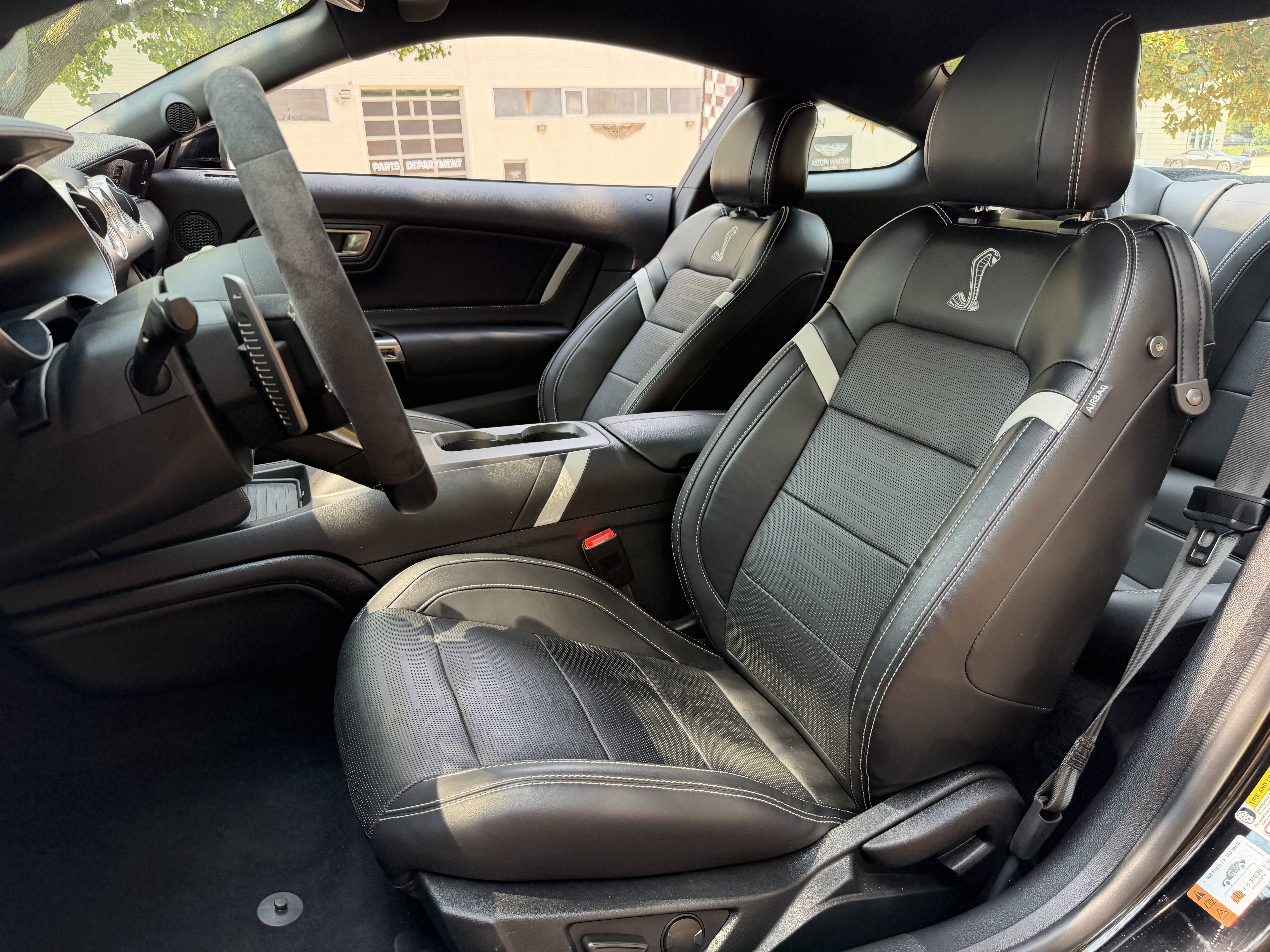 Used 2020 Shadow Black Ford Shelby GT500 image 15