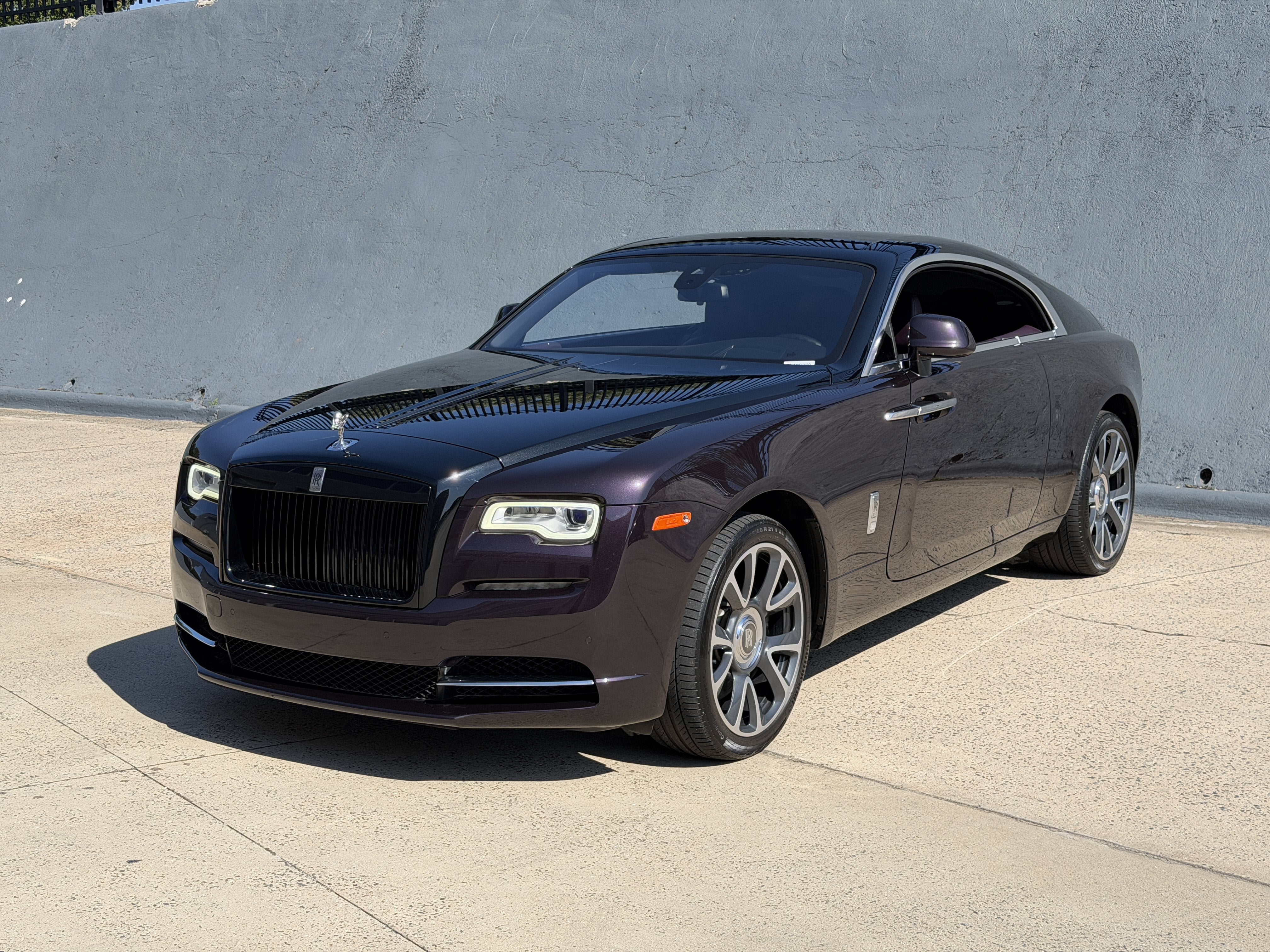 Used 2018 Twilight Purple Rolls-Royce  image 7