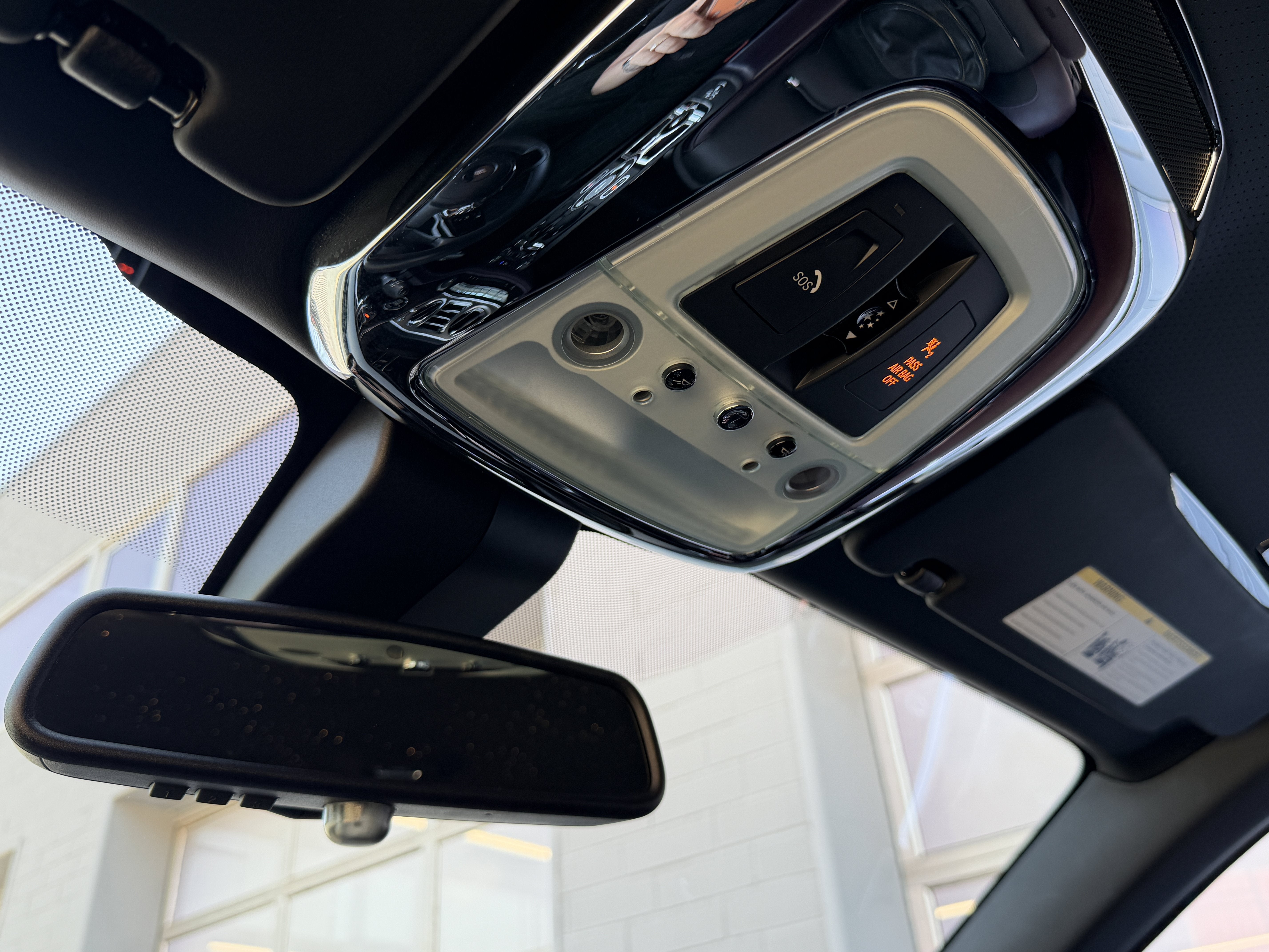 Used 2018 Twilight Purple Rolls-Royce  image 34