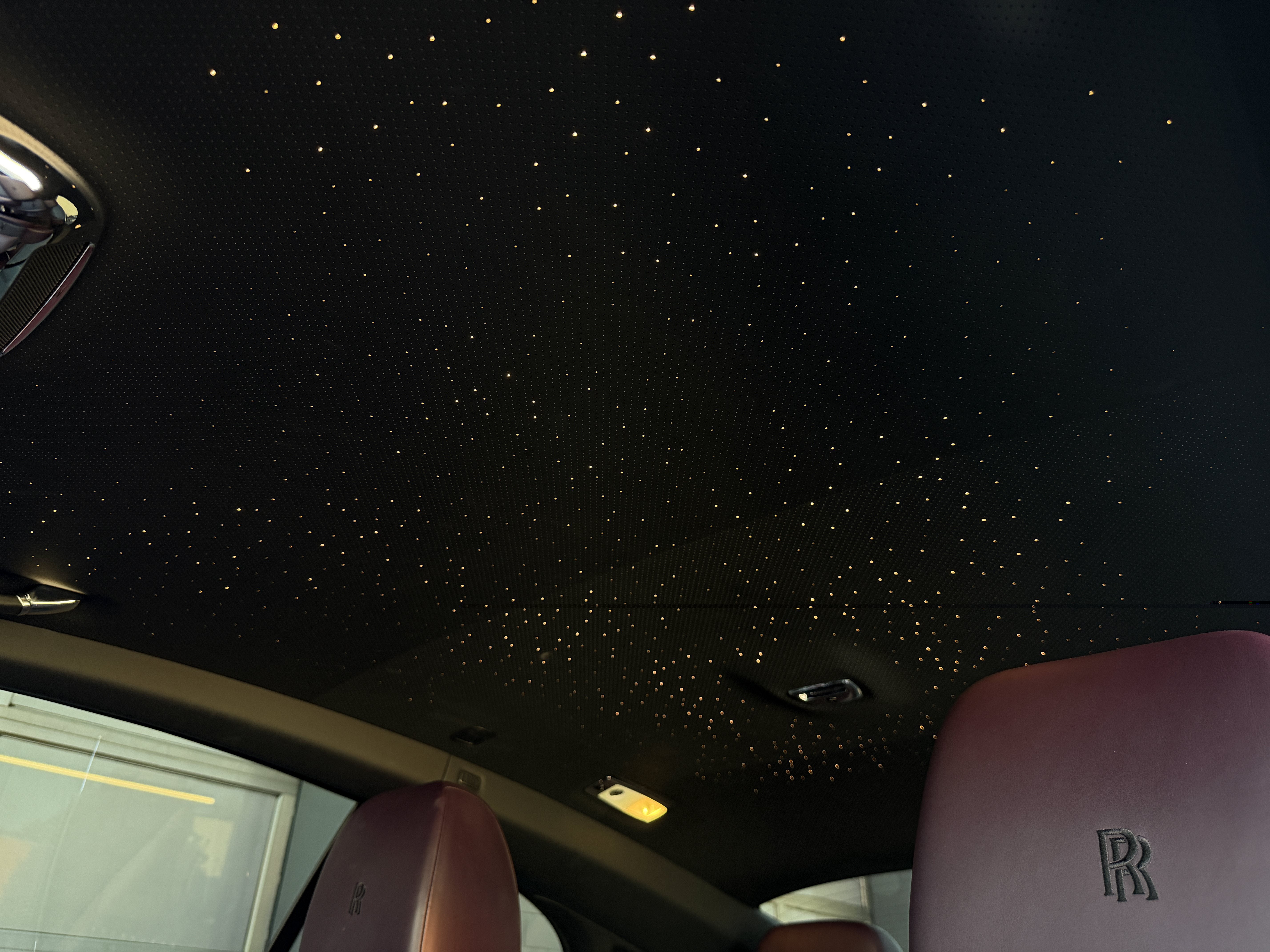 Used 2018 Twilight Purple Rolls-Royce  image 36