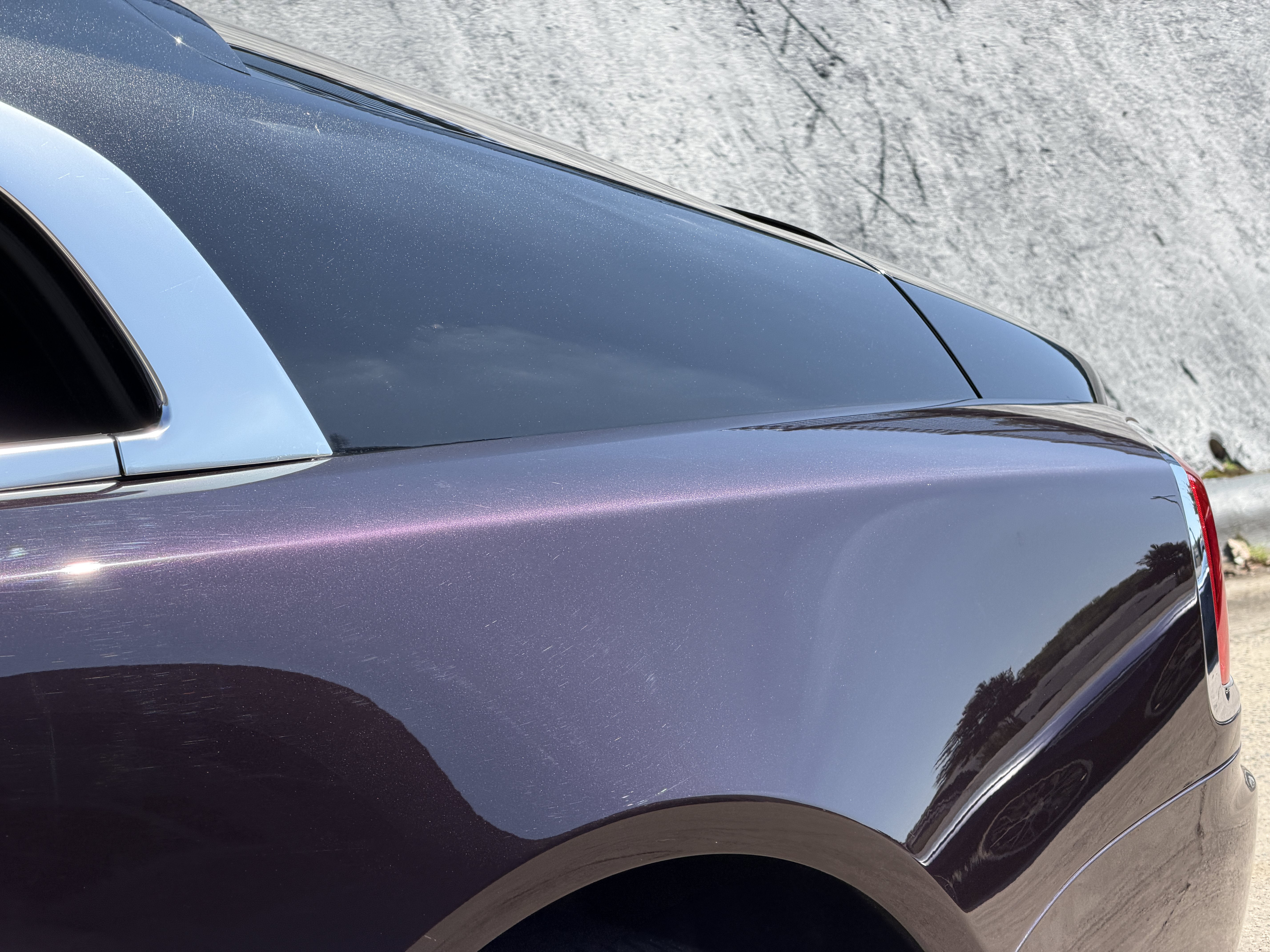 Used 2018 Twilight Purple Rolls-Royce  image 39