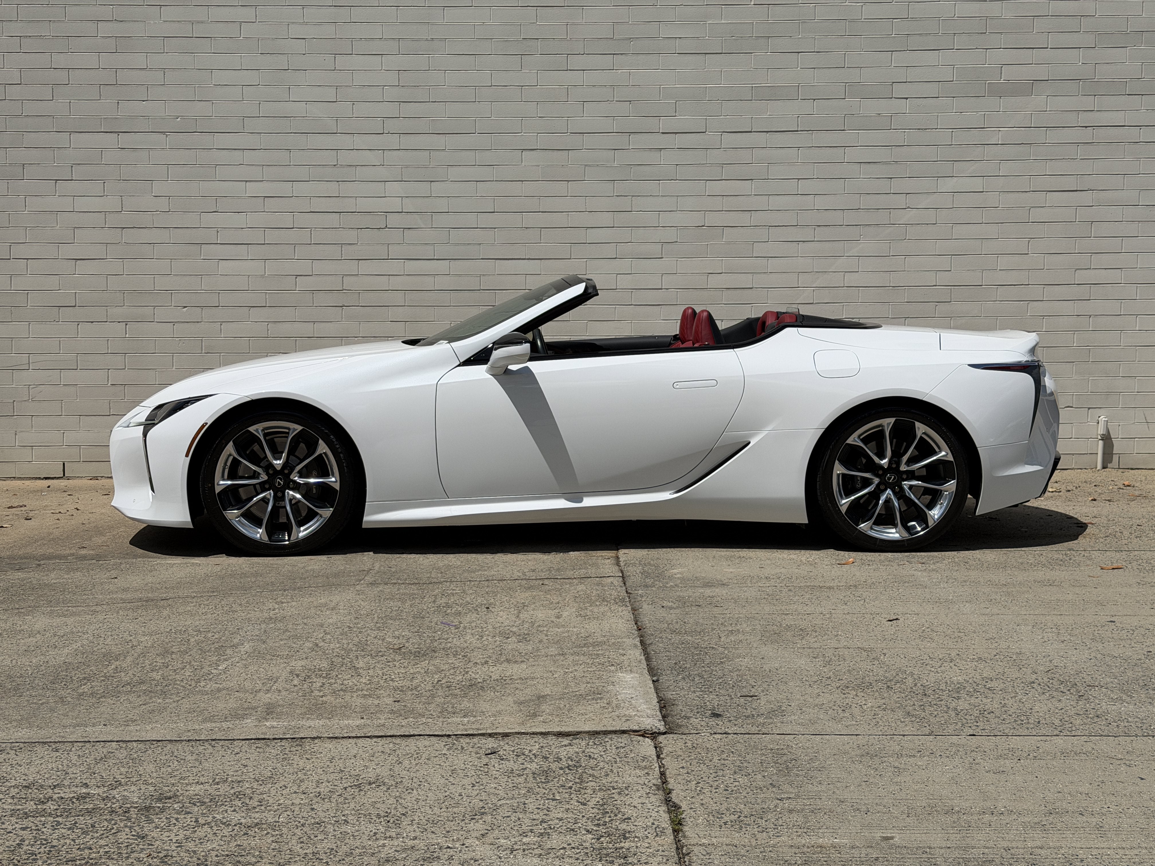 Used 2021 Ultra White Lexus 500 image 7