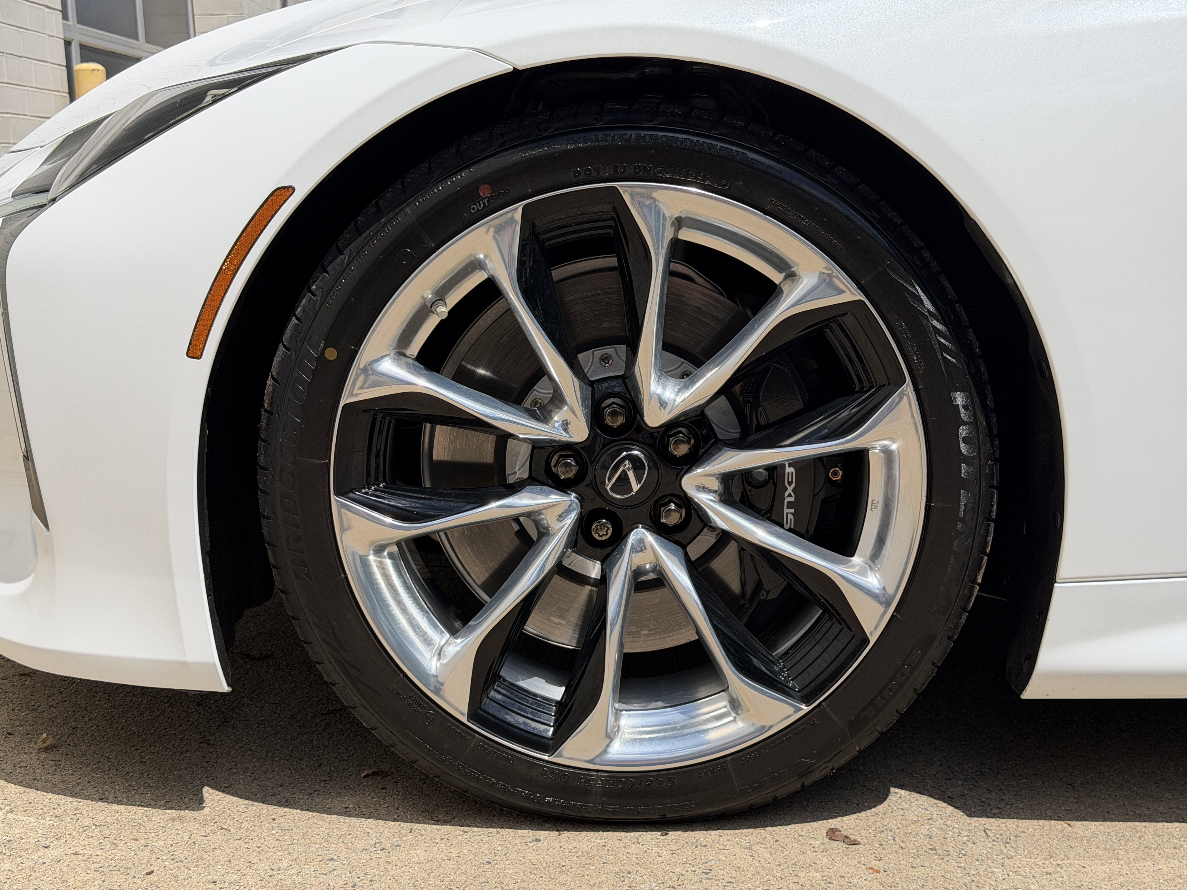 Used 2021 Ultra White Lexus 500 image 12