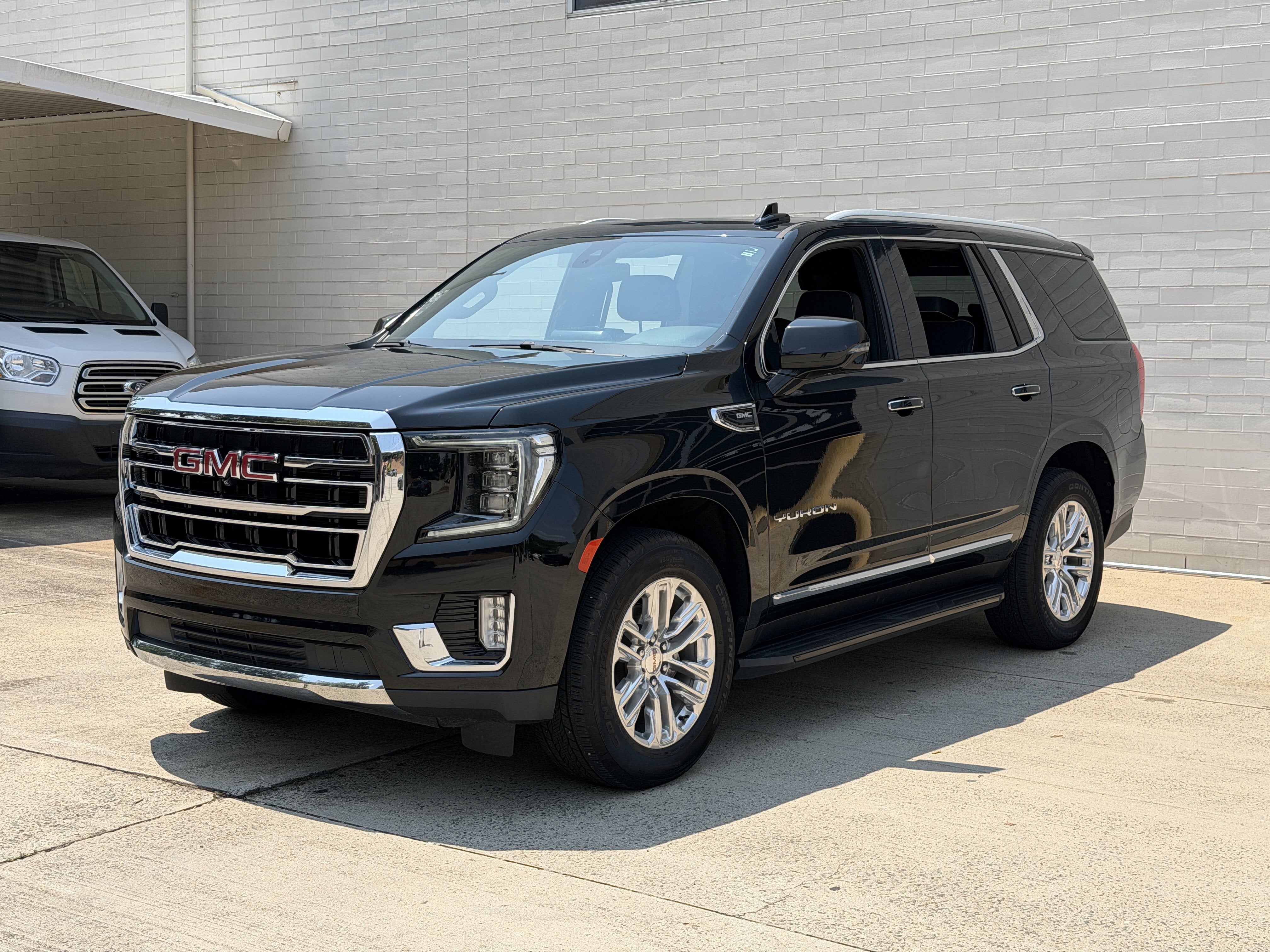 Used 2022 Onyx Black GMC SLT image 7