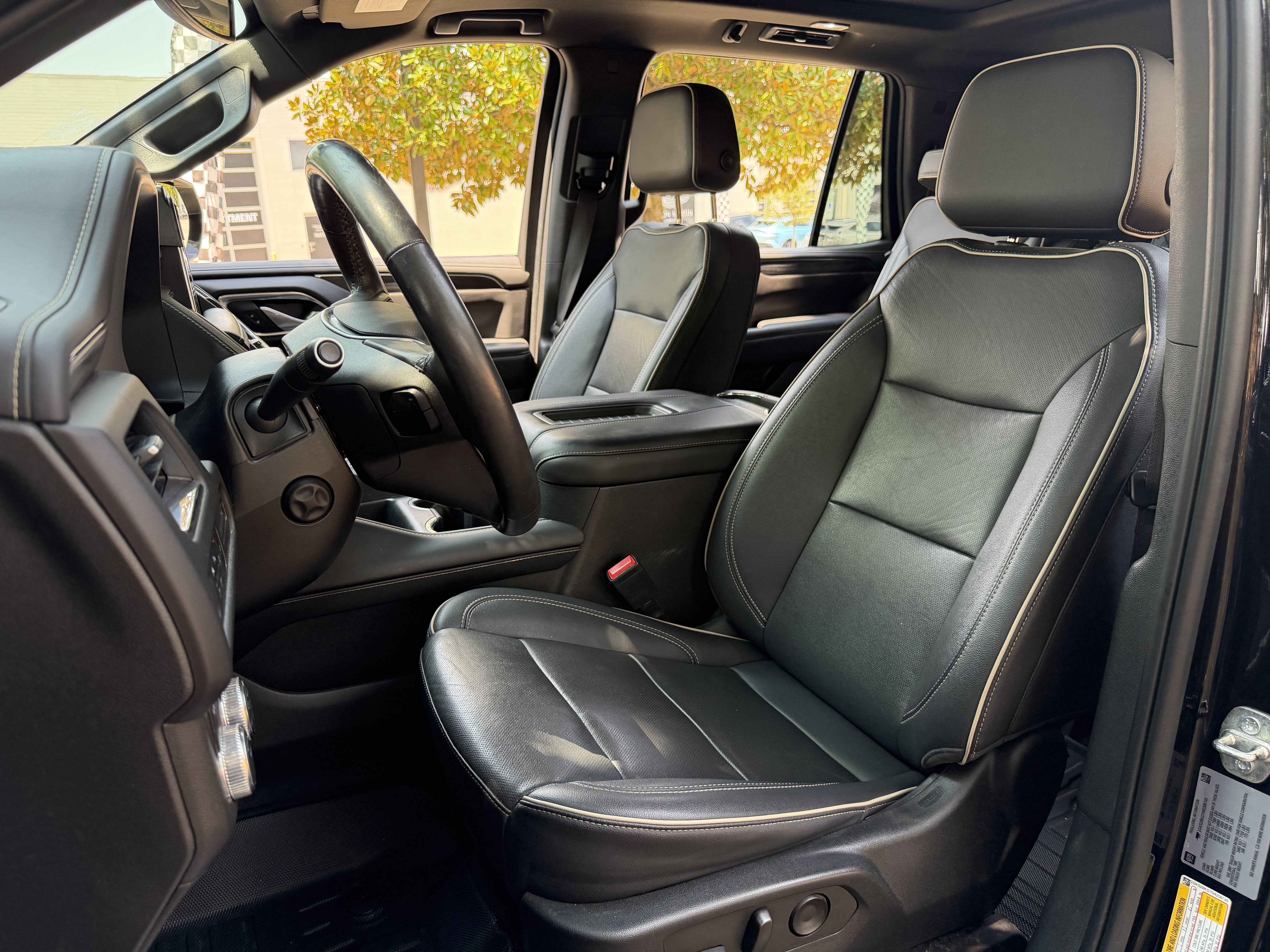 Used 2022 Onyx Black GMC SLT image 15