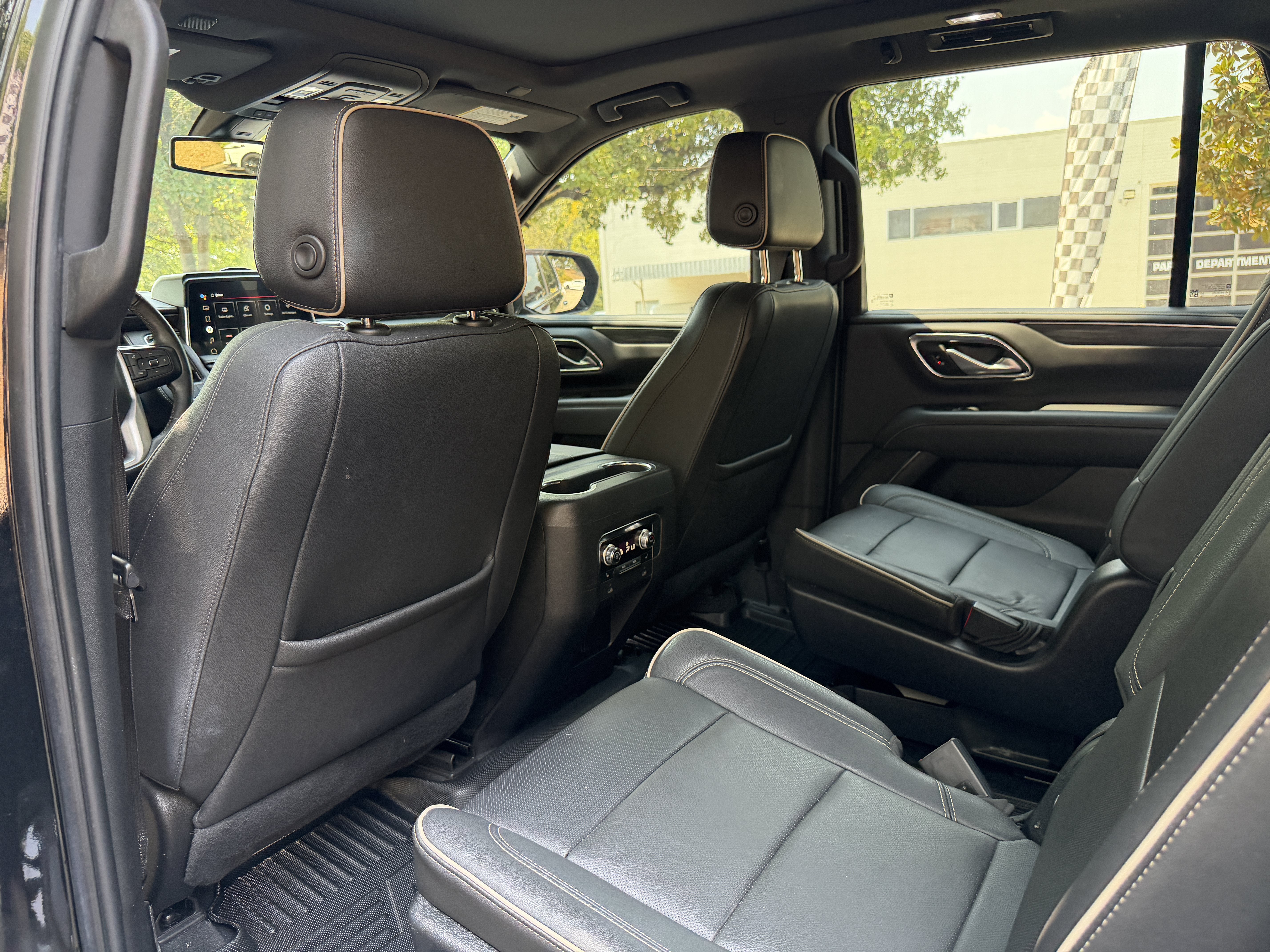 Used 2022 Onyx Black GMC SLT image 35